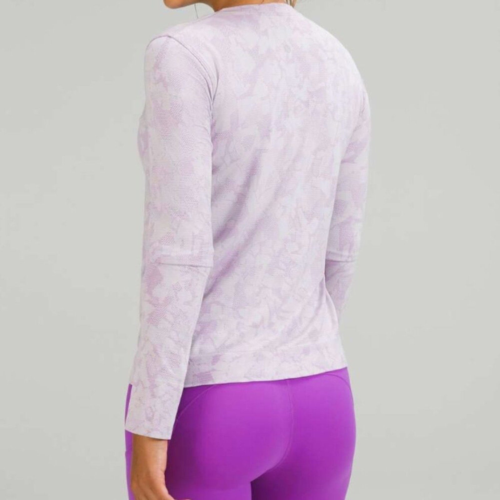 193 Lululemon Swiftly Relaxed Long Sleeve Shirt Mosaic Multiply Moonlit sz 6