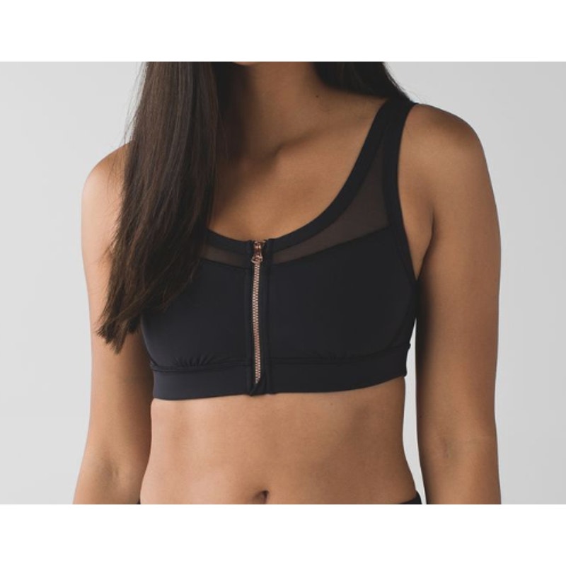 6752 -  Lululemon Drop It Like It's Hot Bra Black in Sz 6 **Some Pilling