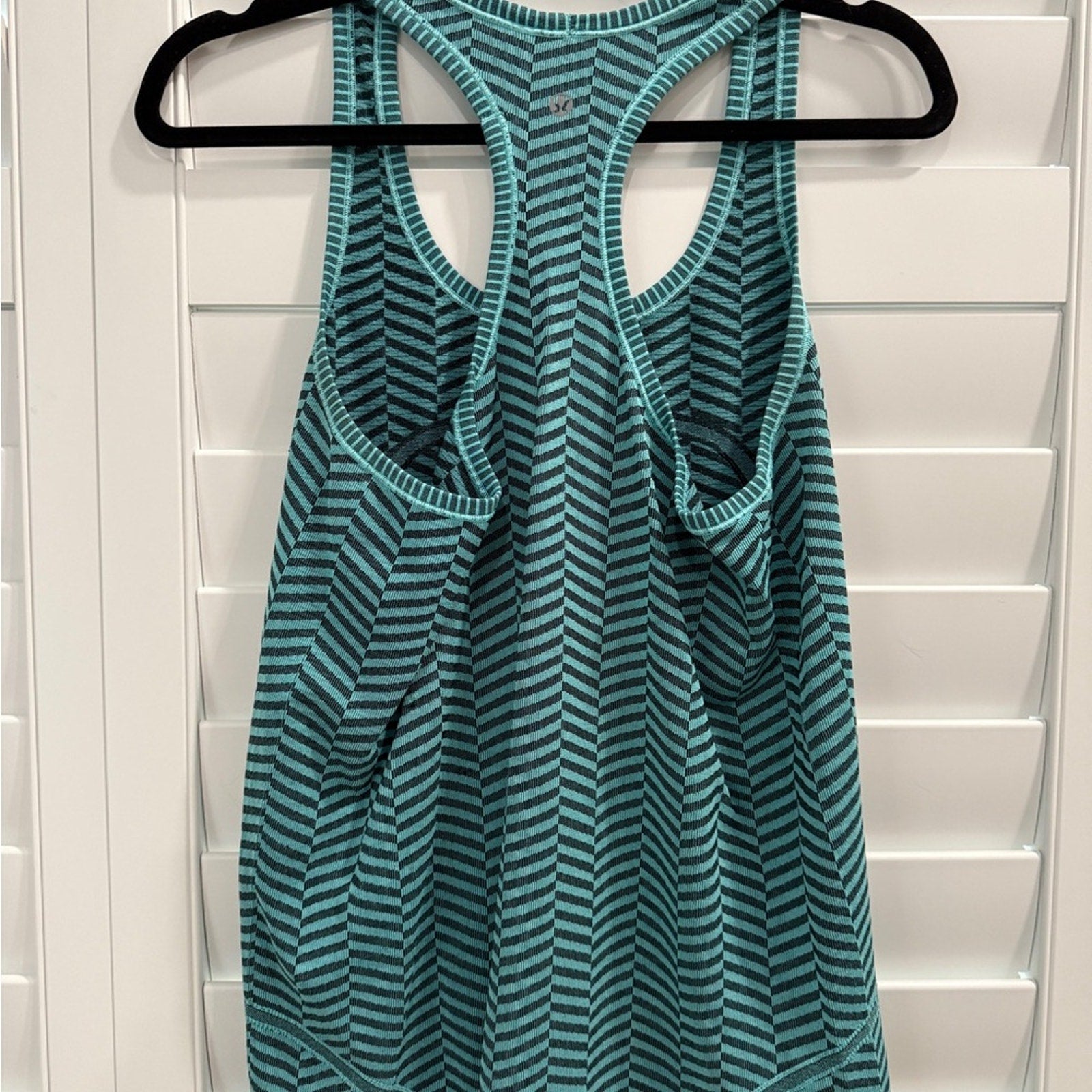 6982 - Lululemon Run: Swiftly Tech Racerback Heathered Blue Tropics Sz 10 RARE