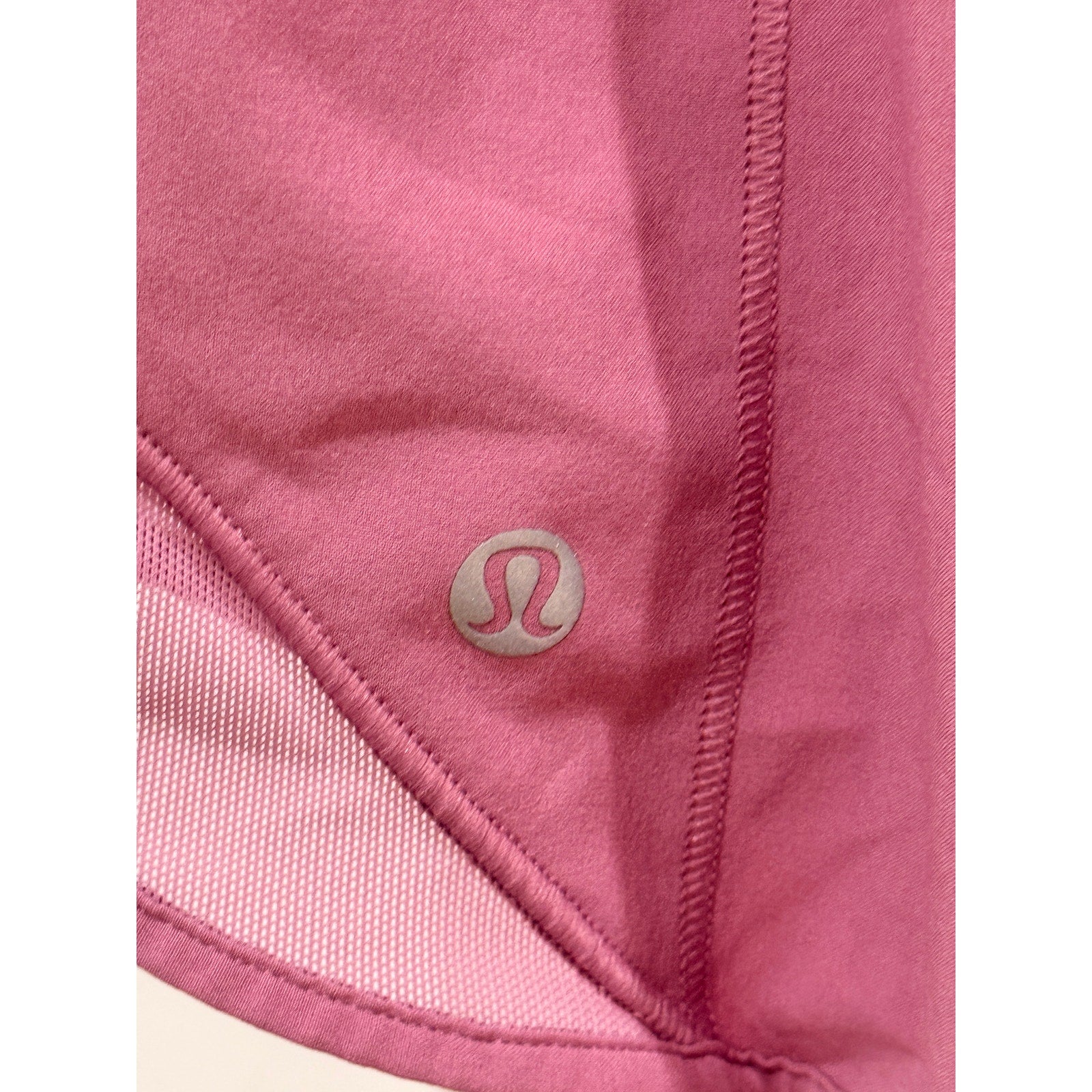 436 Lululemon Hotty Hot High-Rise Lined Short 4" Velvet Dust Sz 10