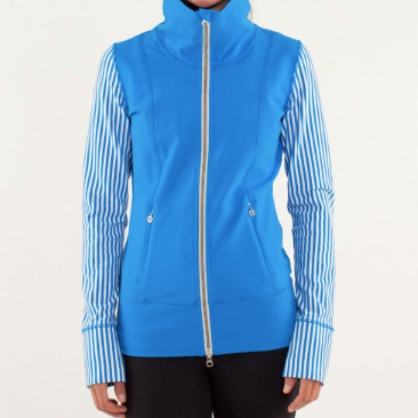 (2173) LULULEMON Daily Yoga Jacket Sz 4 **LOVED**