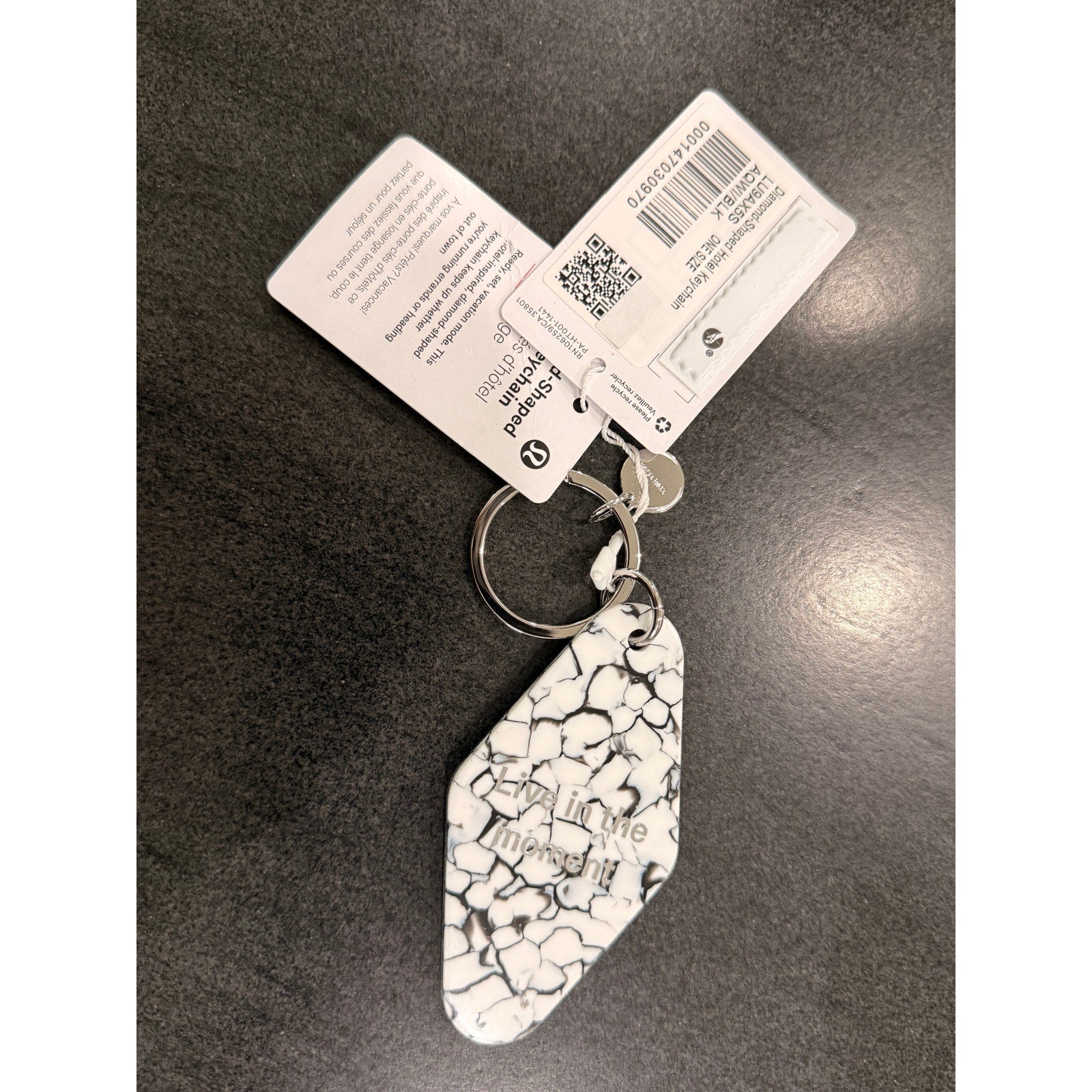 400 - NWT Lululemon Diamond-Shaped Hotel Keychain -AQWI/BLK
