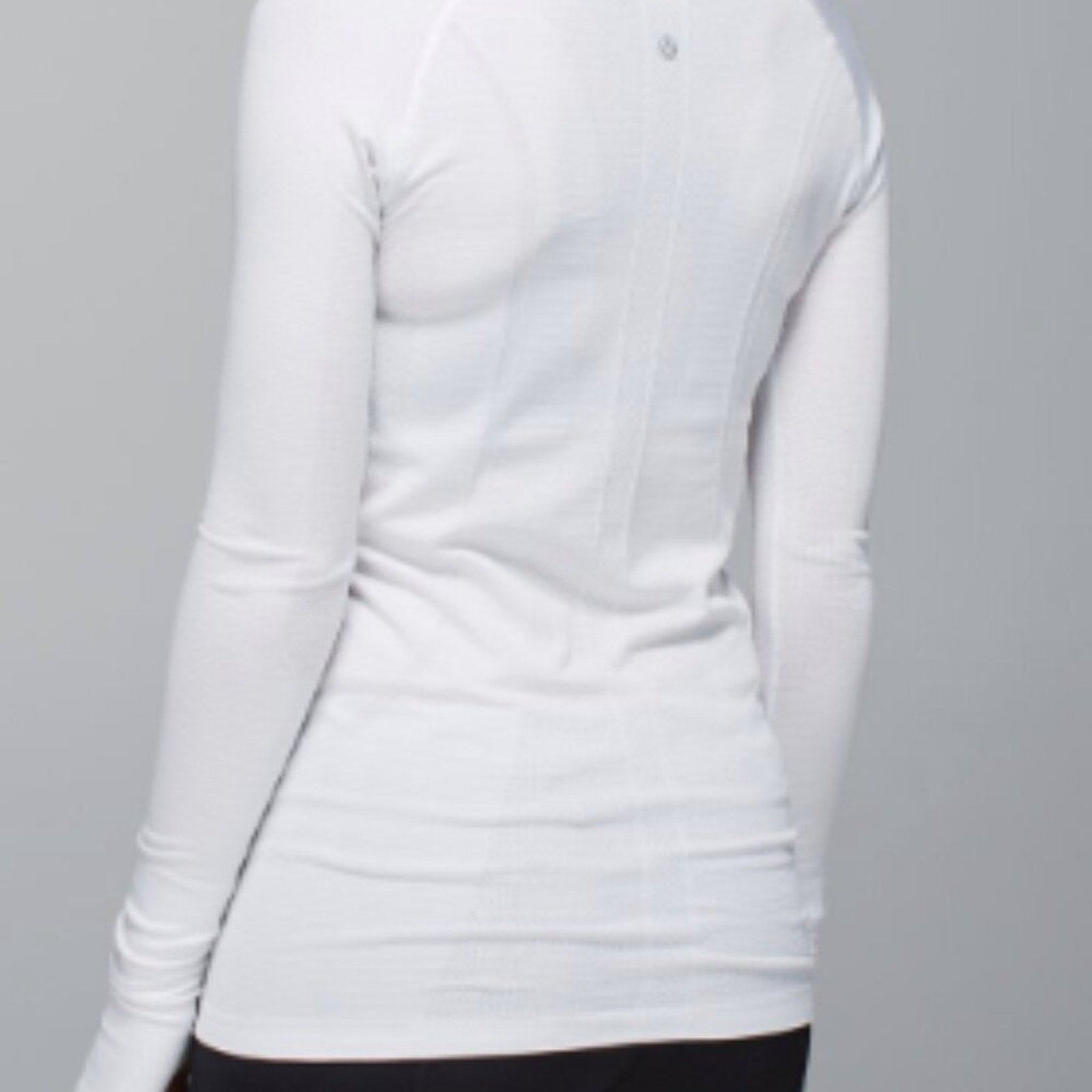 (6026)  🍋 LULULEMON RUN: Swiftly Tech Long Sleeve Crew Sz 6 WHITE VGUC