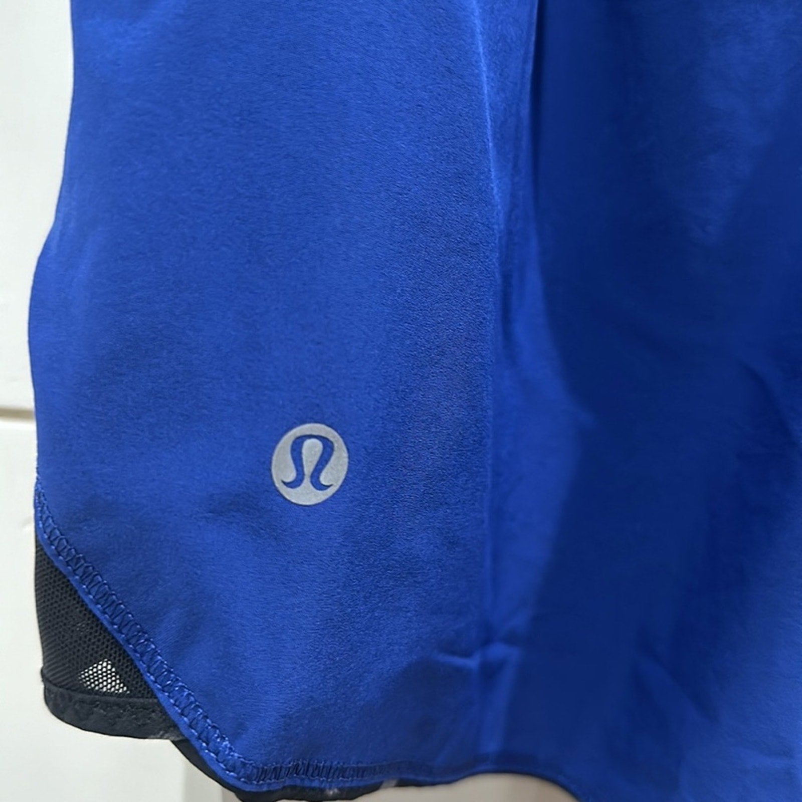 (6023) LULULEMON Go The Distance Short Sz 6 W=13" REVERSIBLE