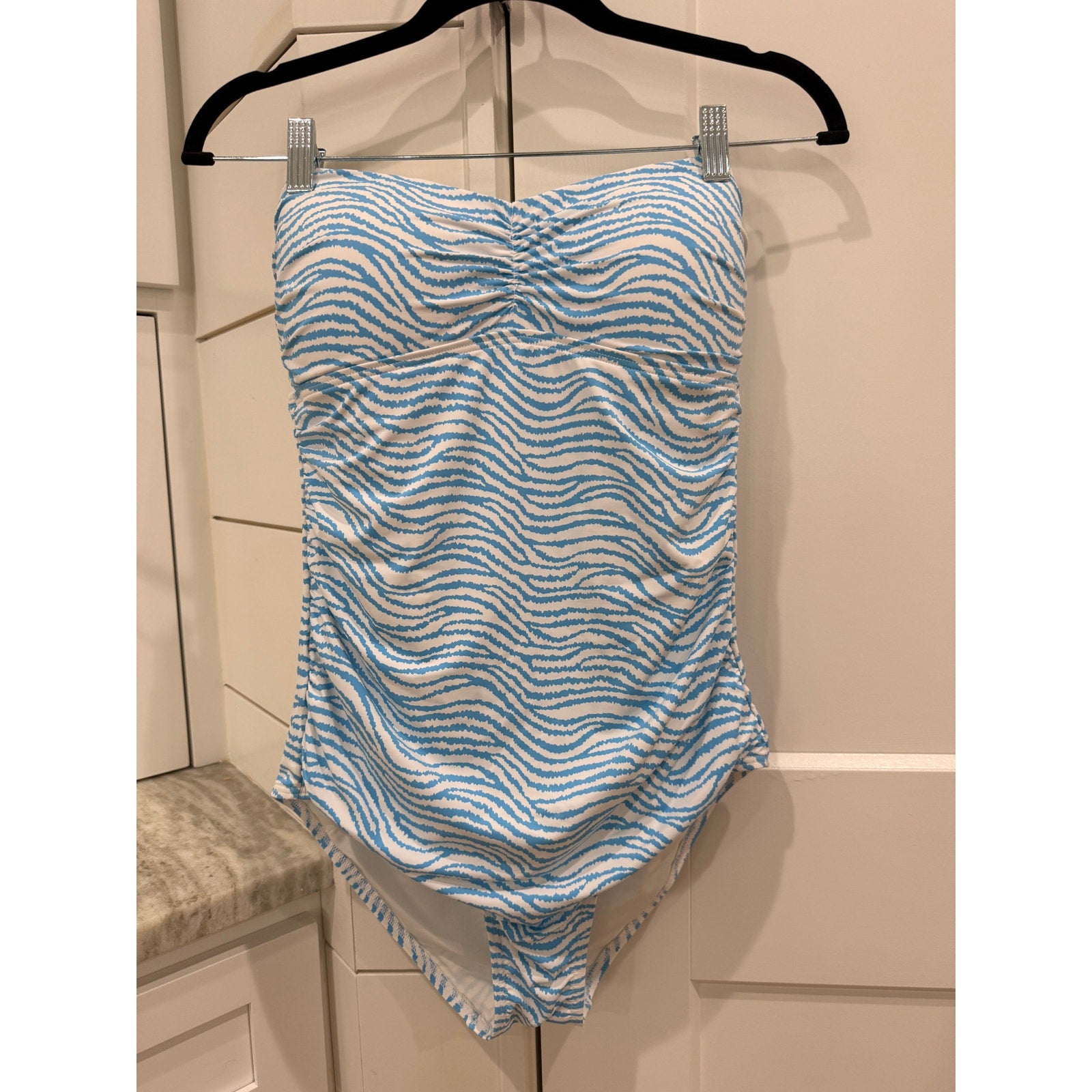 367 - J.MCLAUGHLIN Kao Radio Waves One Piece Swimsuit Strapless Sz 10