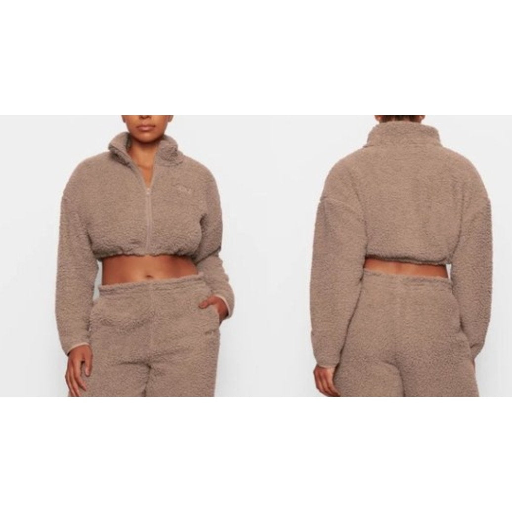 0228 NWT SKIMS Teddy High Pile Fleece Crop Zip Jacket In Desert Size L