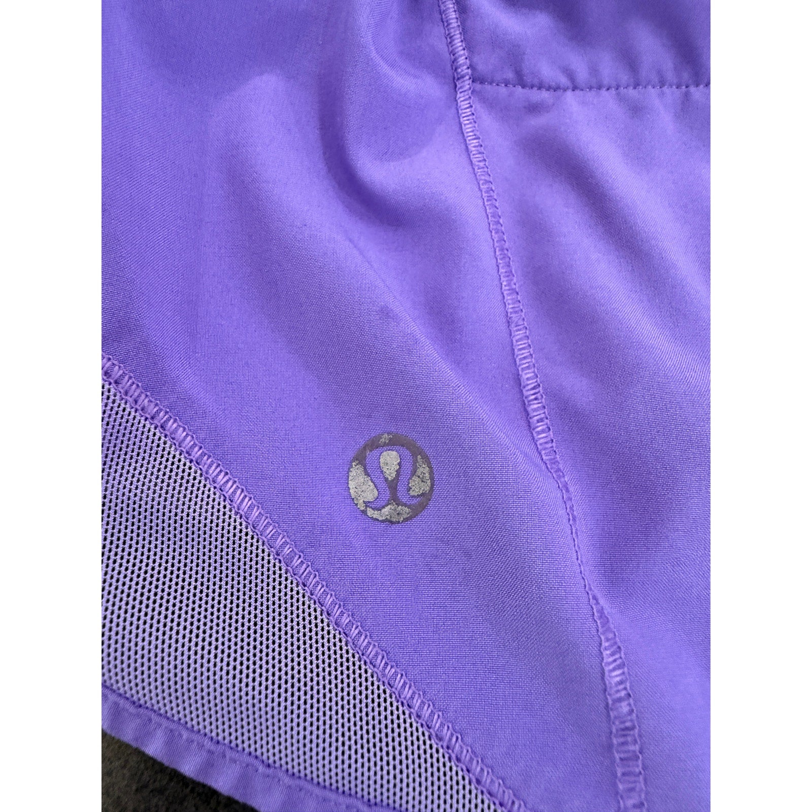 6459 Lululemon Hotty Hot Short (Long) Power Purple in Sz 6 *FLAW