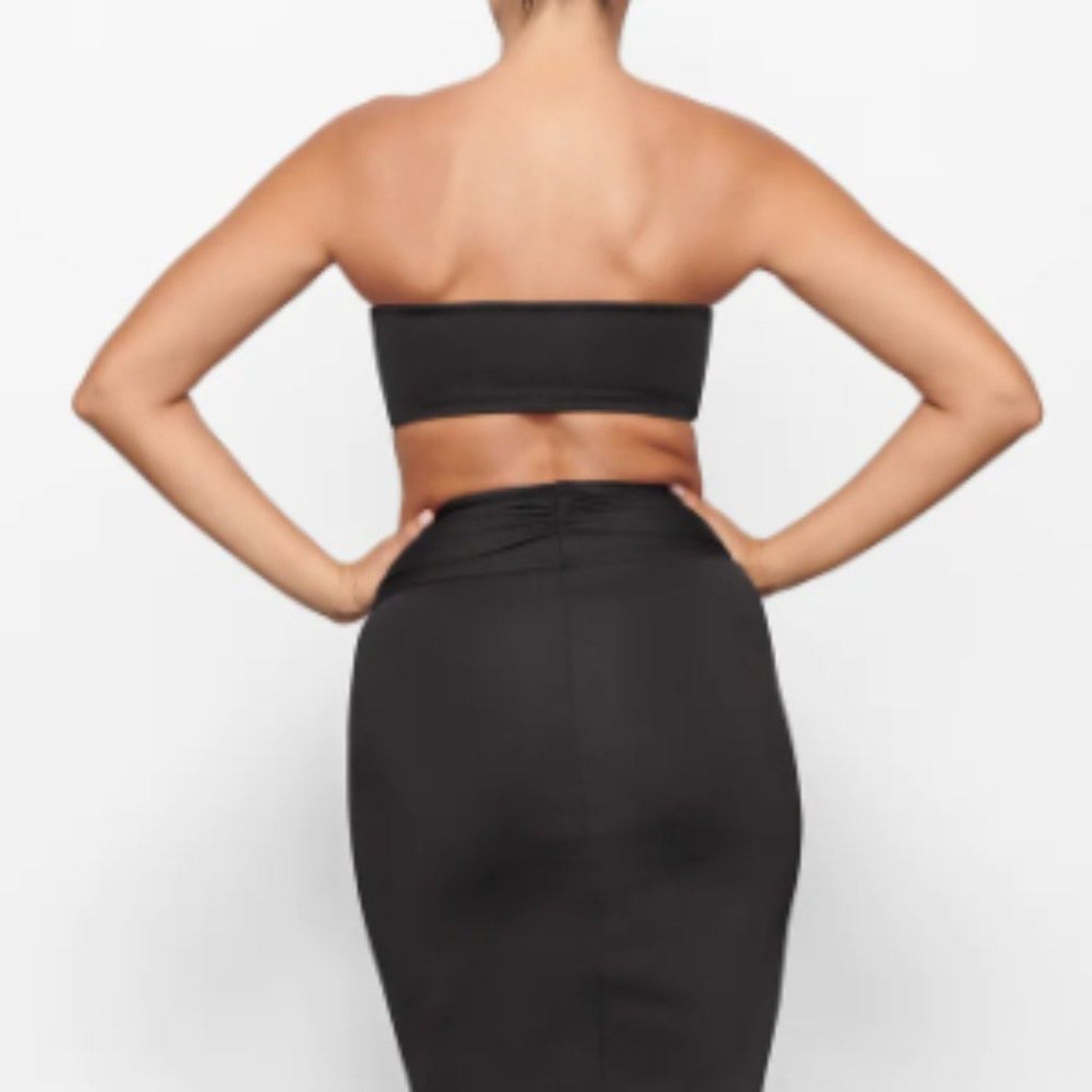 (2414/2433) SKIMS NWT SWIM BANDEAU BIKINI TOP in ONYX Sz L/XL