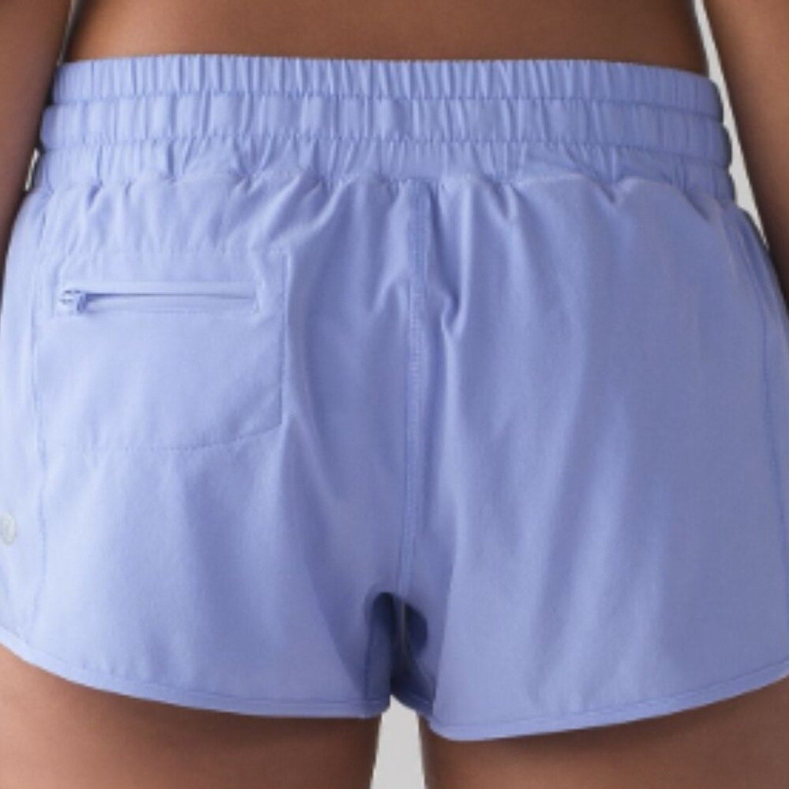 (6357) Lululemon Hotty Hot Short (2 1/2" ) Hydrangea Blue Sz 4