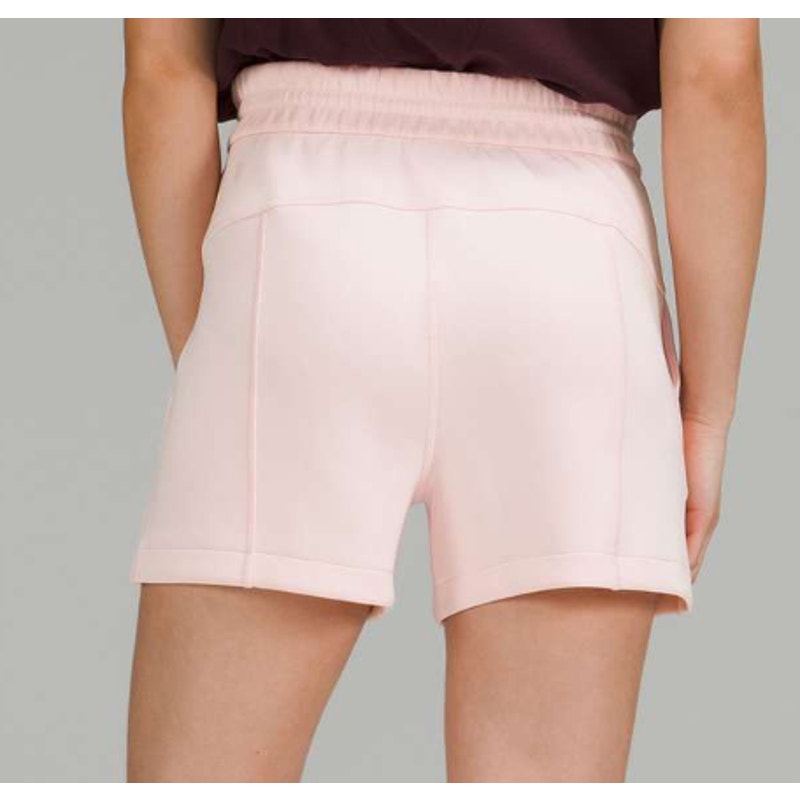 6715 - Lululemon Softstreme High-Rise Short 4" Strawberry Milkshake Sz 6 *SPOT