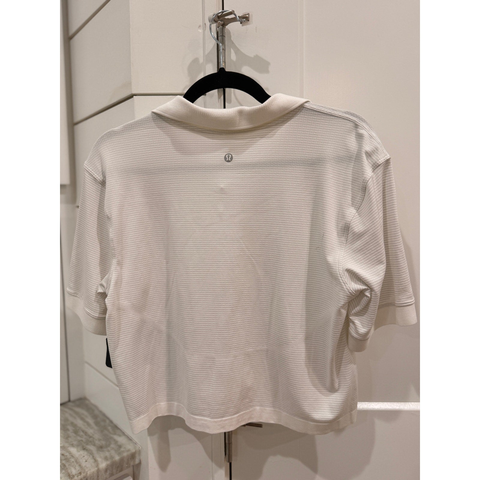 6461 Swiftly Tech Relaxed-Fit Polo Shirt in White Sz 8