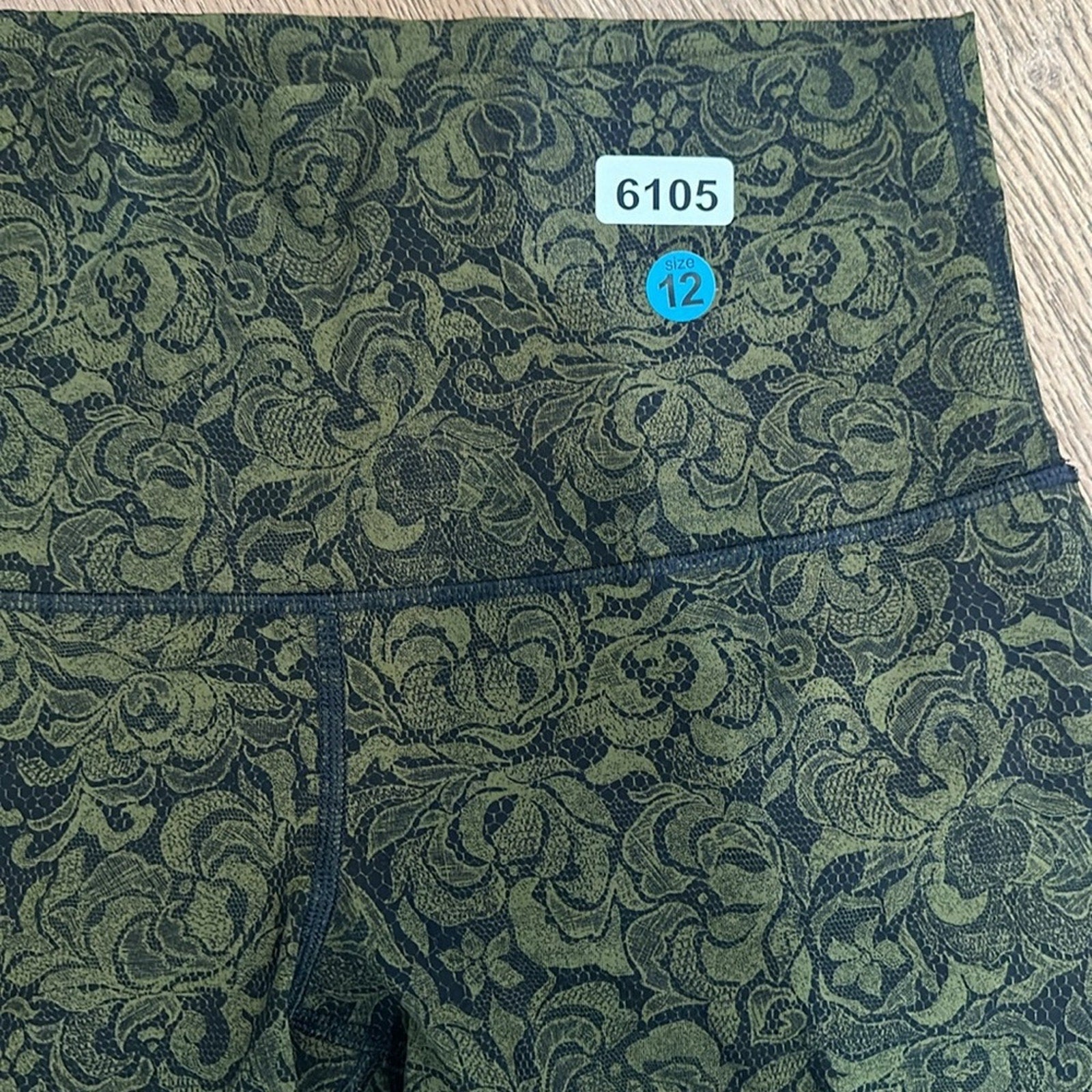 (6105) Lululemon Wunder Under Hi-Rise Tight Sz 12 * LOVED *EUC