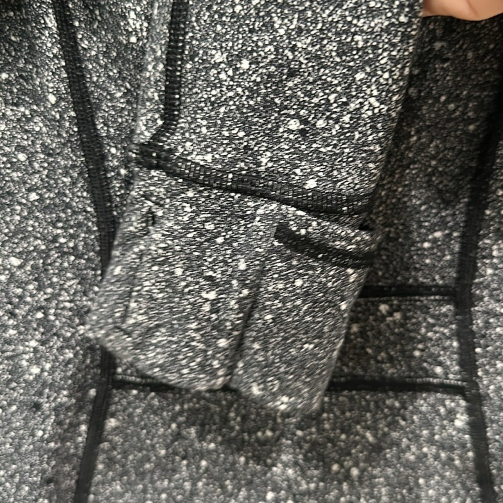 (6237) LULULEMON Define Jacket Sz 4 EUC Luminesce Splatter White Black