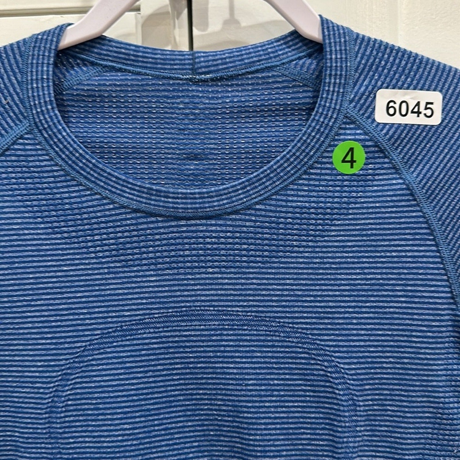 (6045)  🍋 LULULEMON RUN: Swiftly Tech BREEZE Long Sleeve Crew Sz 4 EUC