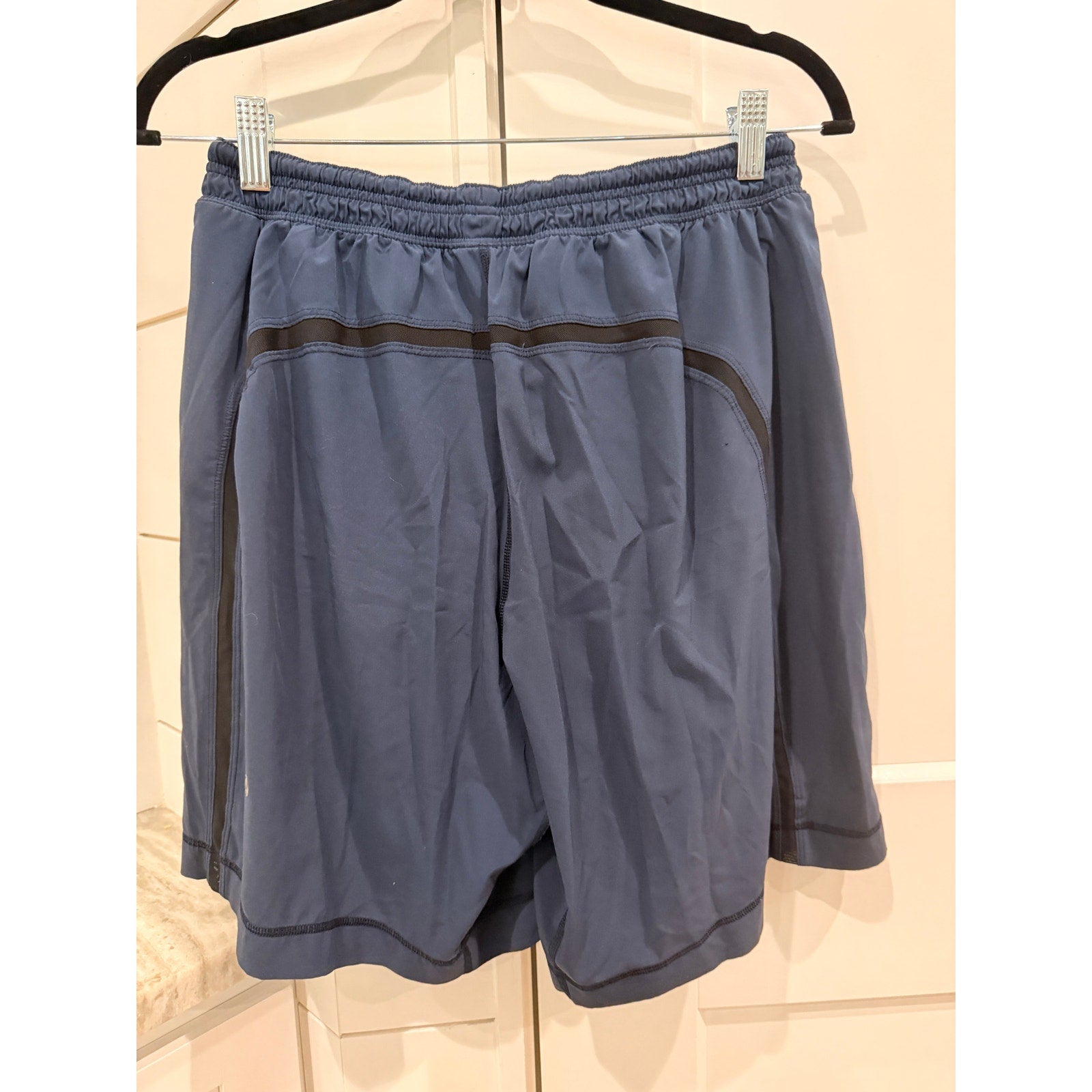 356- LULULEMON Pace Breaker Short 9" *Liner Nautical Navy in Sz L