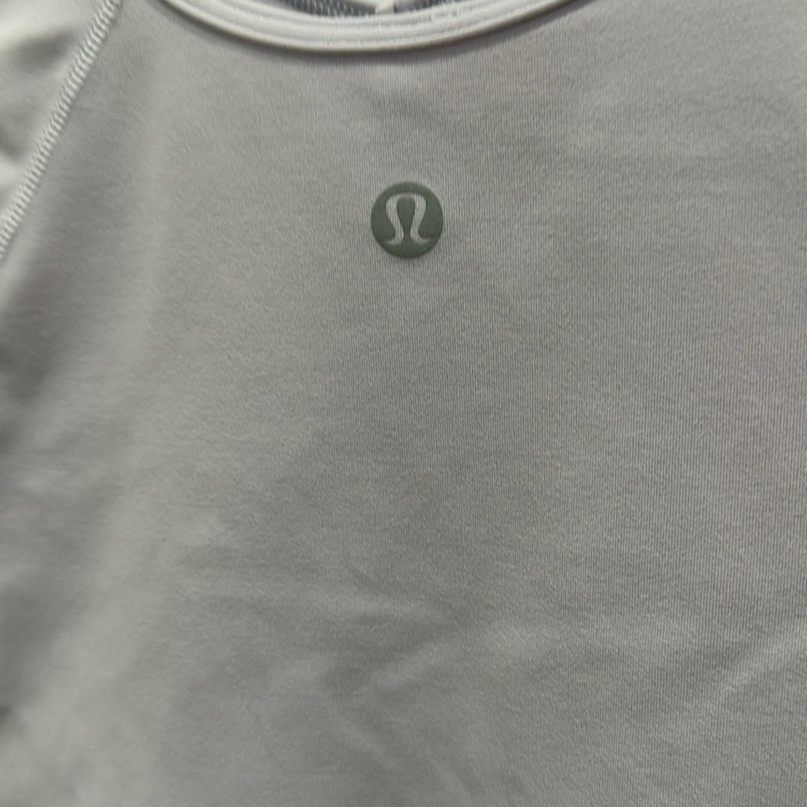 (6288) 🍋  LULULEMON ALIGN TEE P2P=16" Sz  *EUC in LILAC