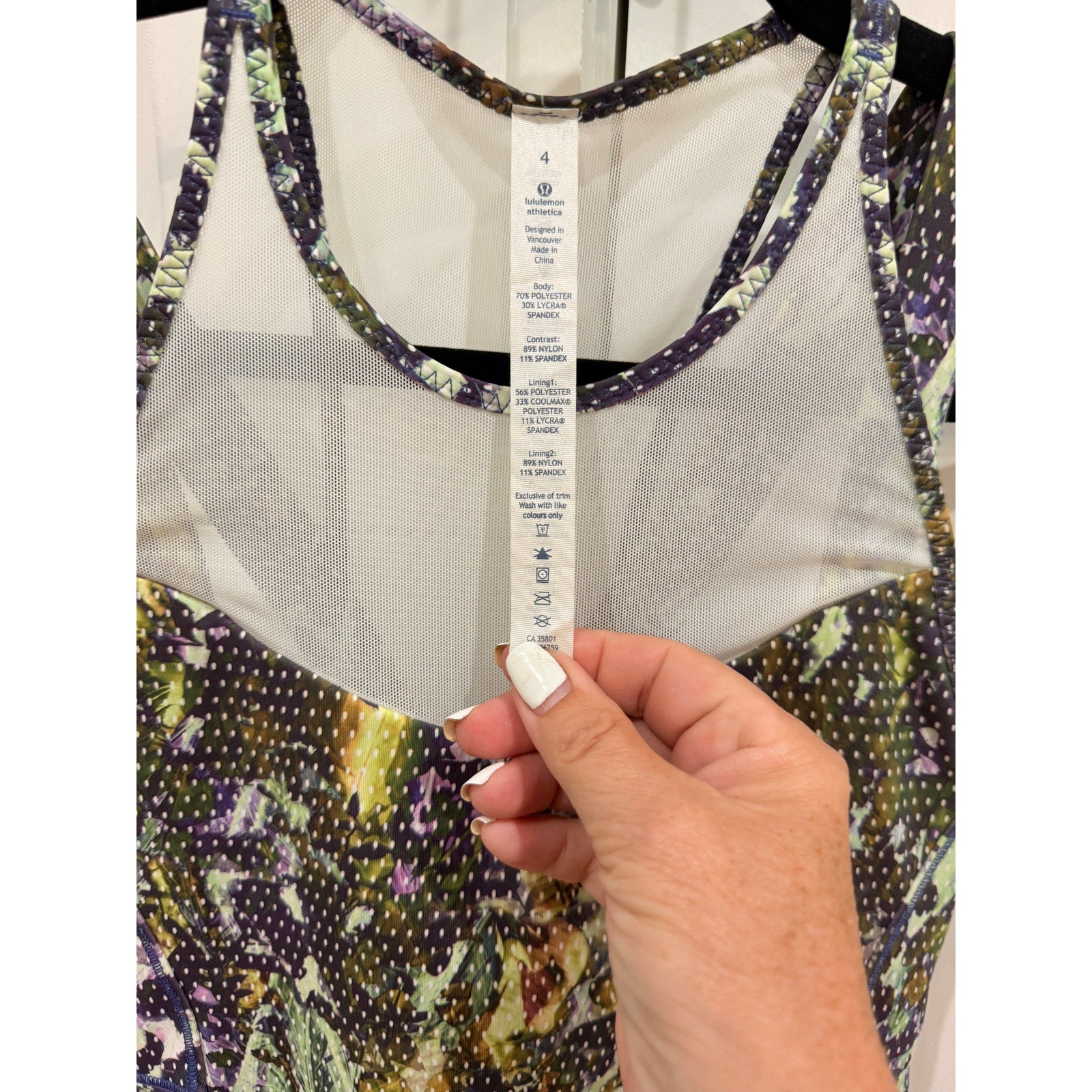 6575 NWT Lululemon Running In The City Tank *VERY RARE Sz 4 *Vintage