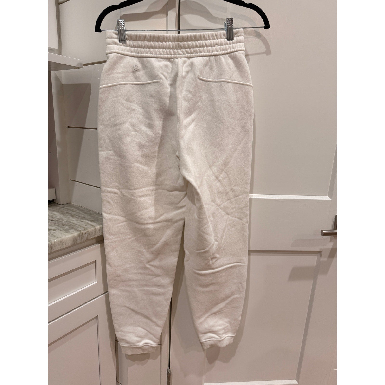 6766 Lululemon Loungeful High-Rise Jogger White Opal sz 4 *LOVED *SPOT