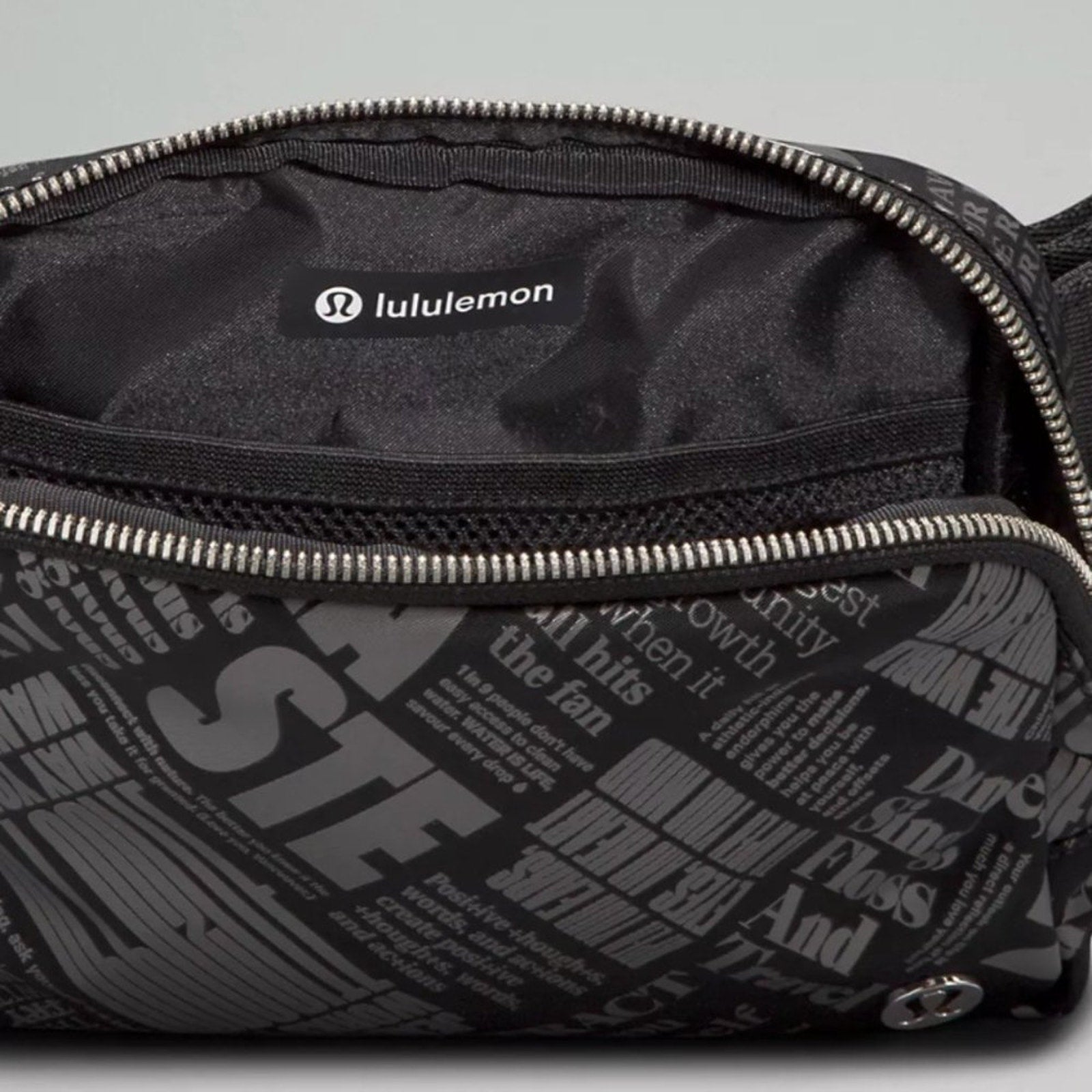 2303 NWT LLL Everywhere Belt Bag 1L Manifesto Print *** ANNIV EDITION