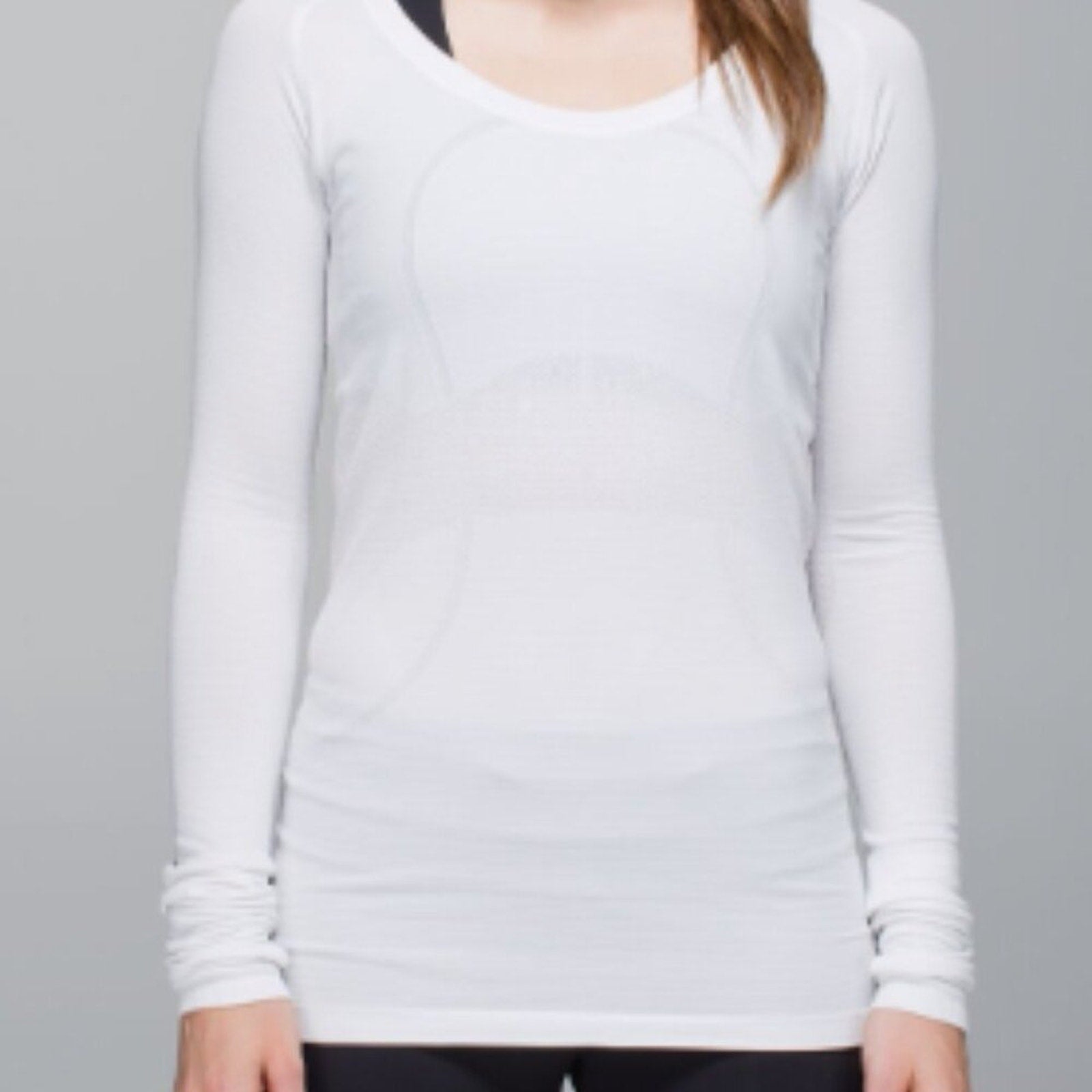 6012 - LULULEMON RUN: Swiftly Tech Long Sleeve Crew Sz 12 WHITE