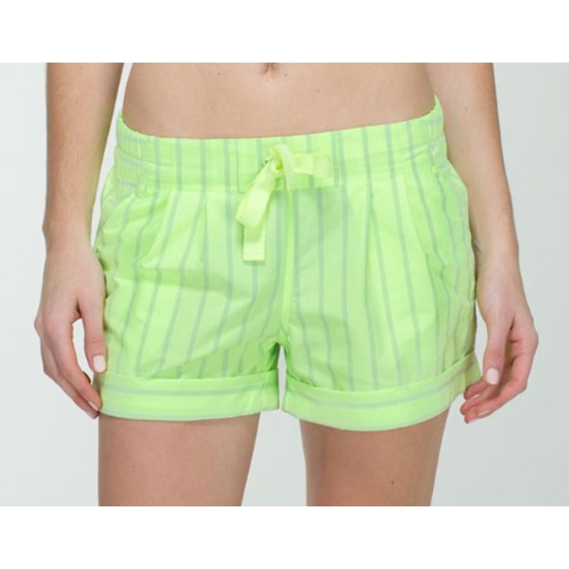 6708 - Lululemon Spring Break Away Short Deauville Stripe Sz 6