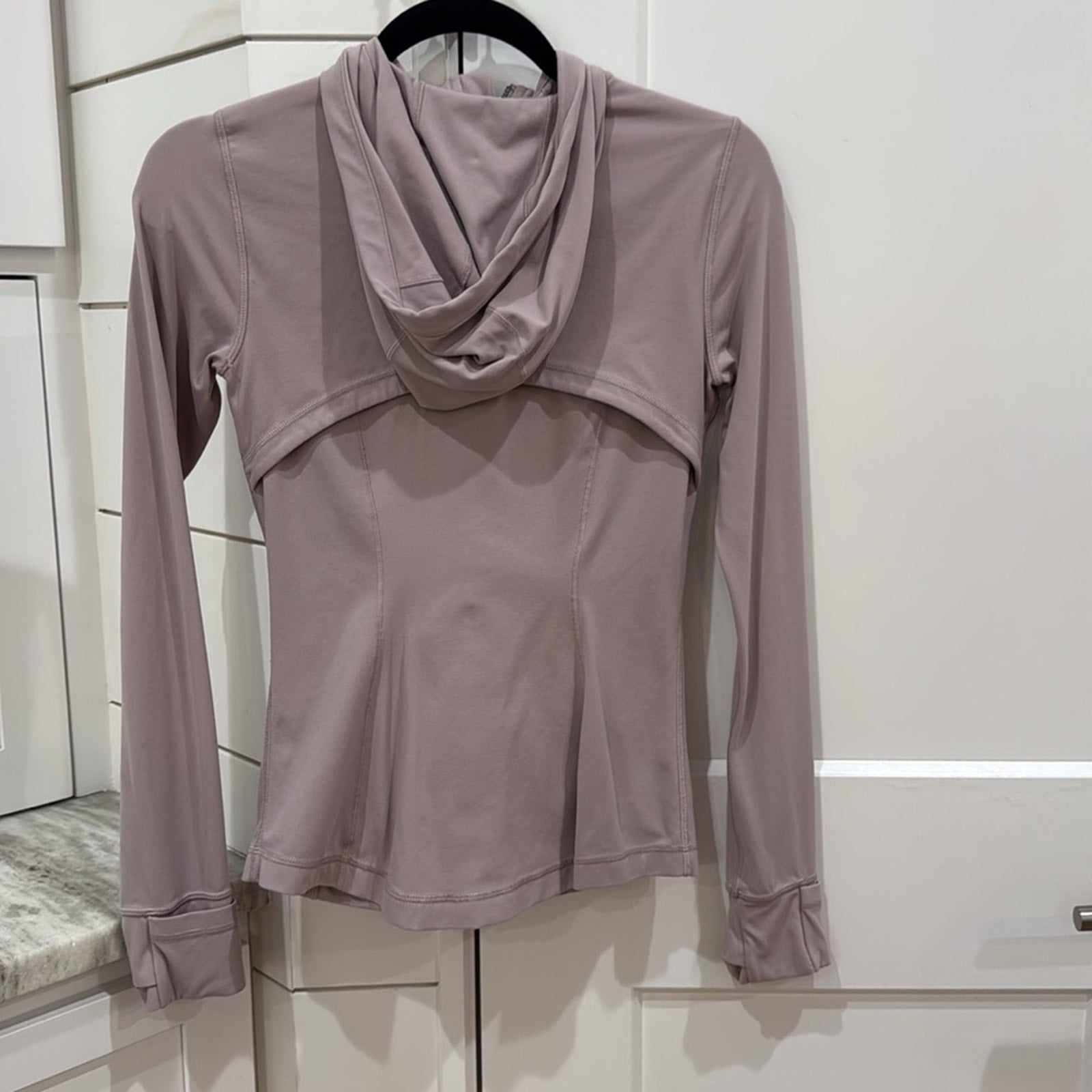 (6890) LULULEMON Hooded Define Jacket *Nulu in Violet Verbena Sz 4