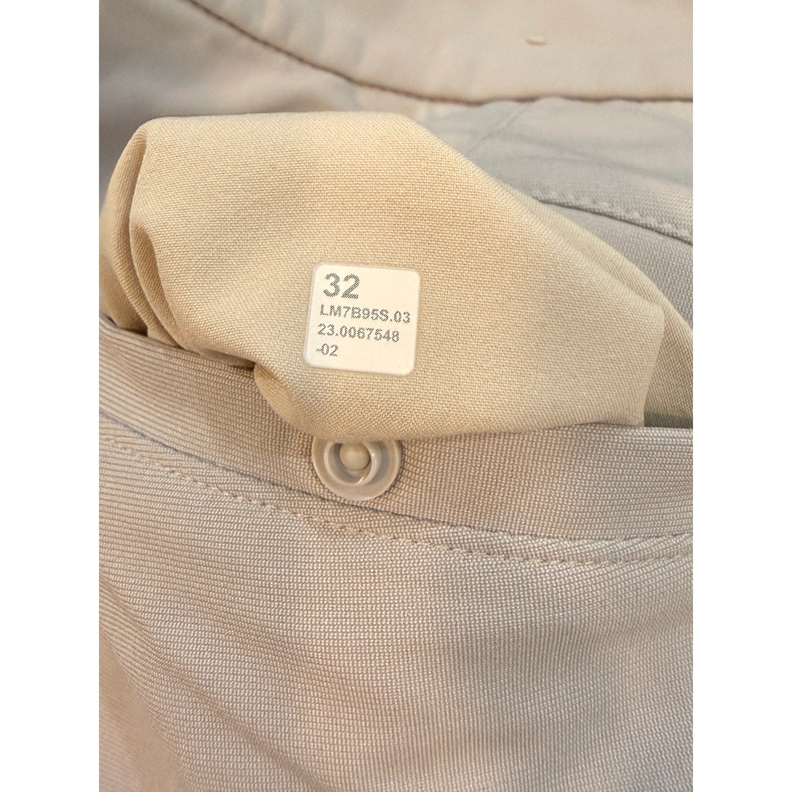 423 - LULULEMON Commission Classic-Fit Short 7" *Warpstreme Trench 32W