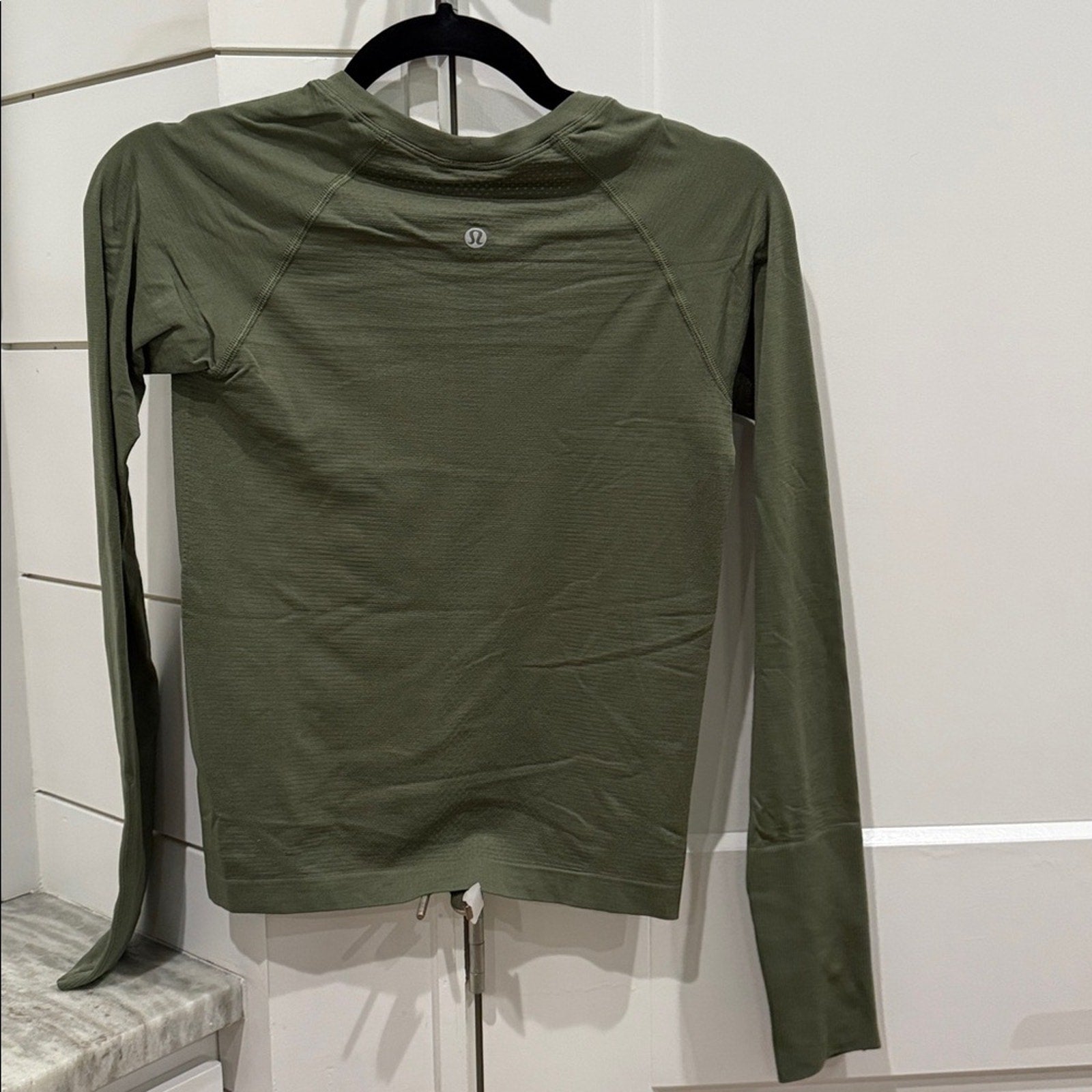 190 Lululemon Swiftly Tech Long Sleeve Shirt 2.0 *Race Length Green Twill 4