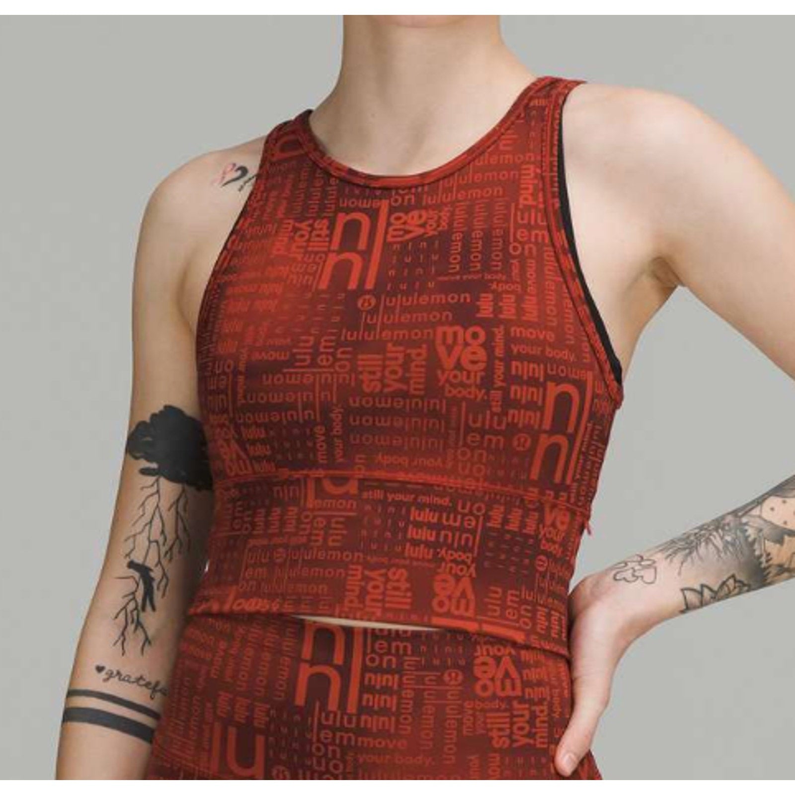 6581 NWT Power Pivot Everlux Tank Top *Motif Lululemon Ombre Red sz 6