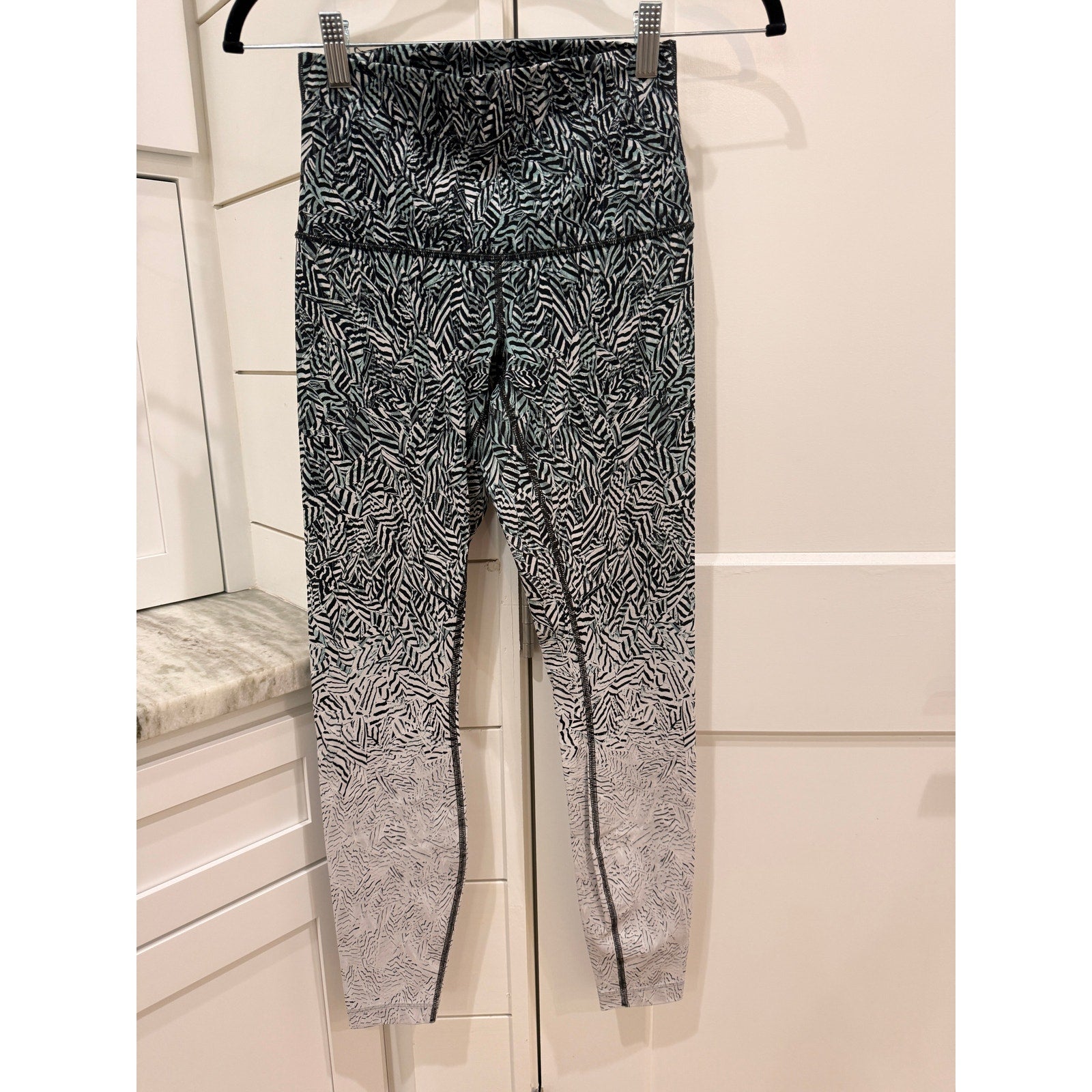 6643 LULULEMON Wunder Under Pant HR Dazzle Wunder Under 50g Alpine Wht/BLK Sz 6