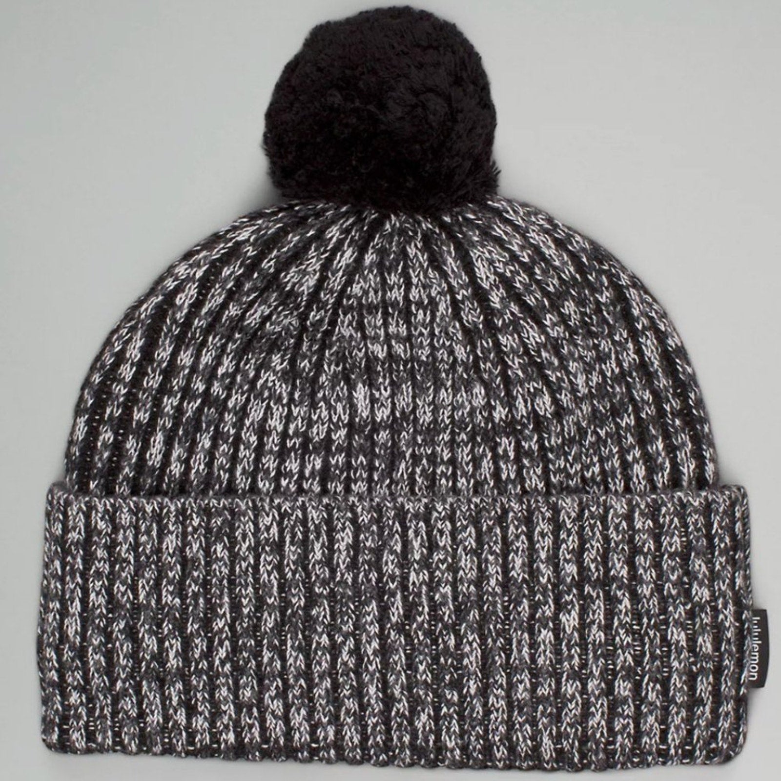 2312 NWT LLL Women's Textured Fleece-Lined Knit Beanie in Blk/Grey/White/Blk