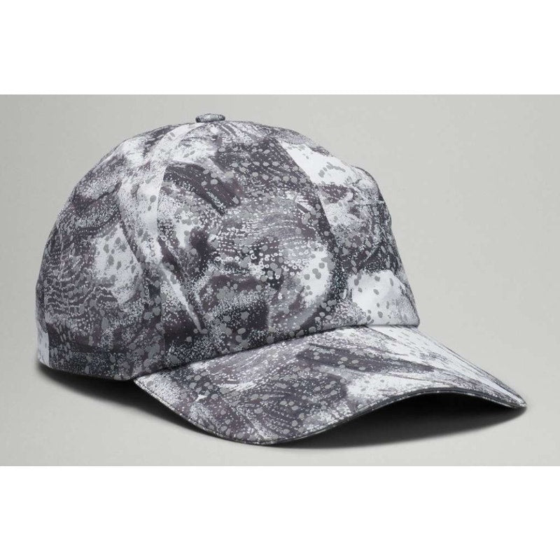 261 NWOT Lululemon Womens Fast and Free Running Hat Take Flight Grey Silver Reflective Multi