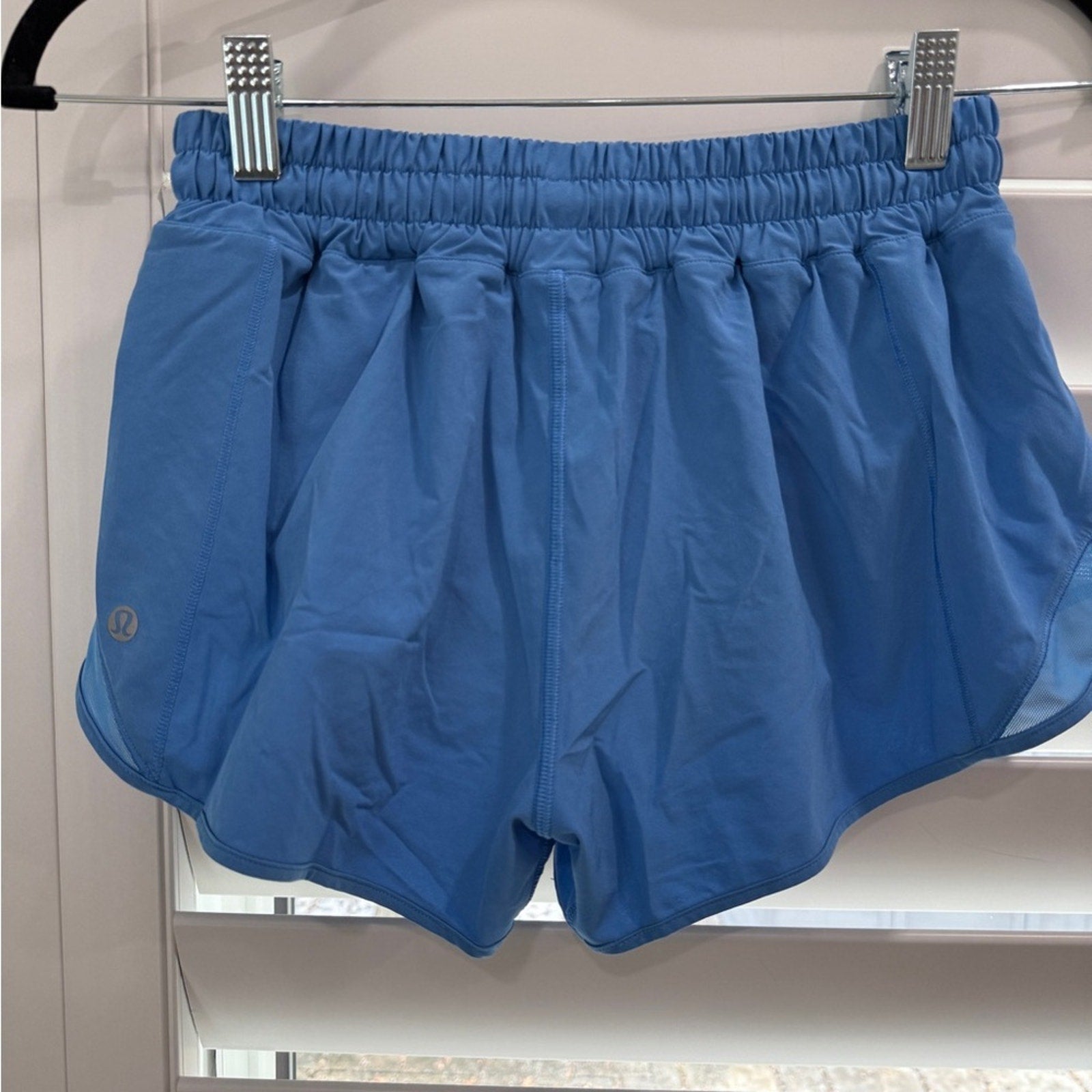 165 Lululemon Hotty Hot Short II *2.5" in Blue Nile SZ 6 *LOVED