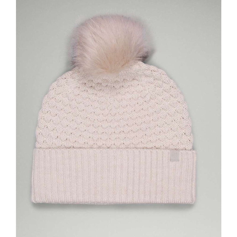 0017 NWT Lululemon Womens Bubble Knit Pom Beanie