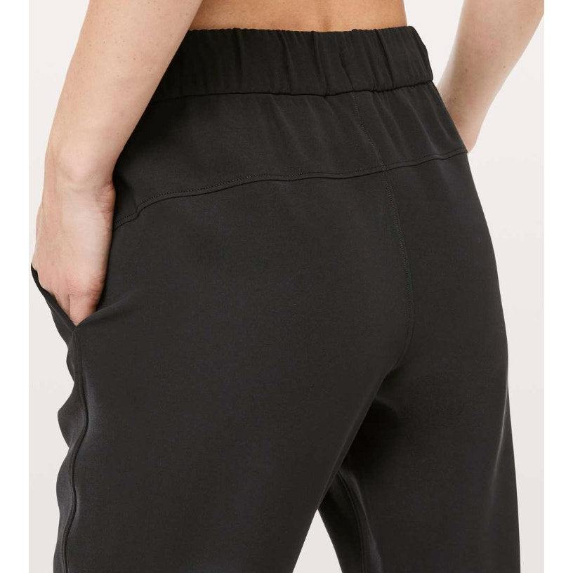 6839 LULULEMON On The Fly Pant *Woven Full Length 31"sz 6 *LOVED