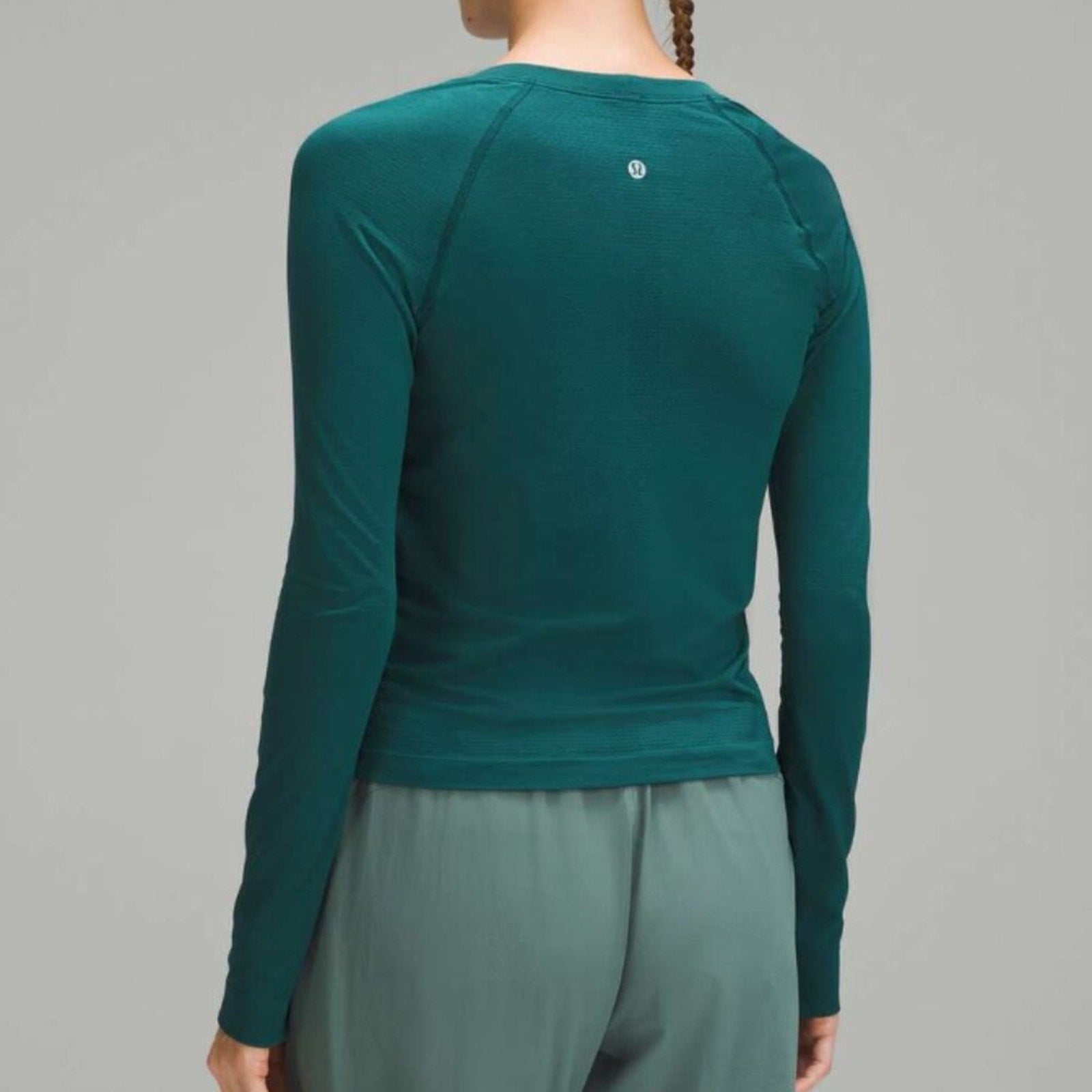 186 Lululemon Swiftly Tech Long-Sleeve Shirt 2.0 *Race Length Storm Teal Sz 2