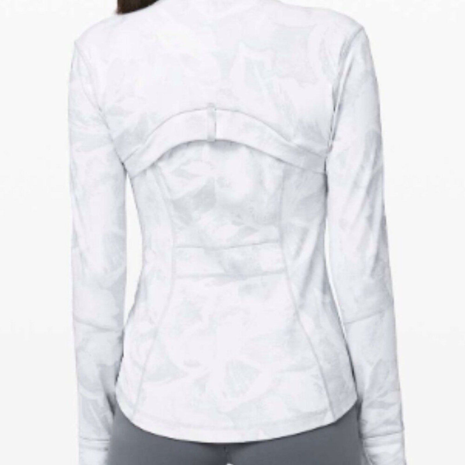 (6239) LULULEMON Define Jacket Sz 4 *EUC