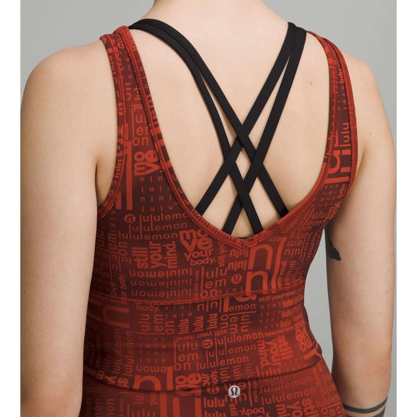 6580 NWT Power Pivot Everlux Tank Top *Motif Lululemon Ombre Red sz 6