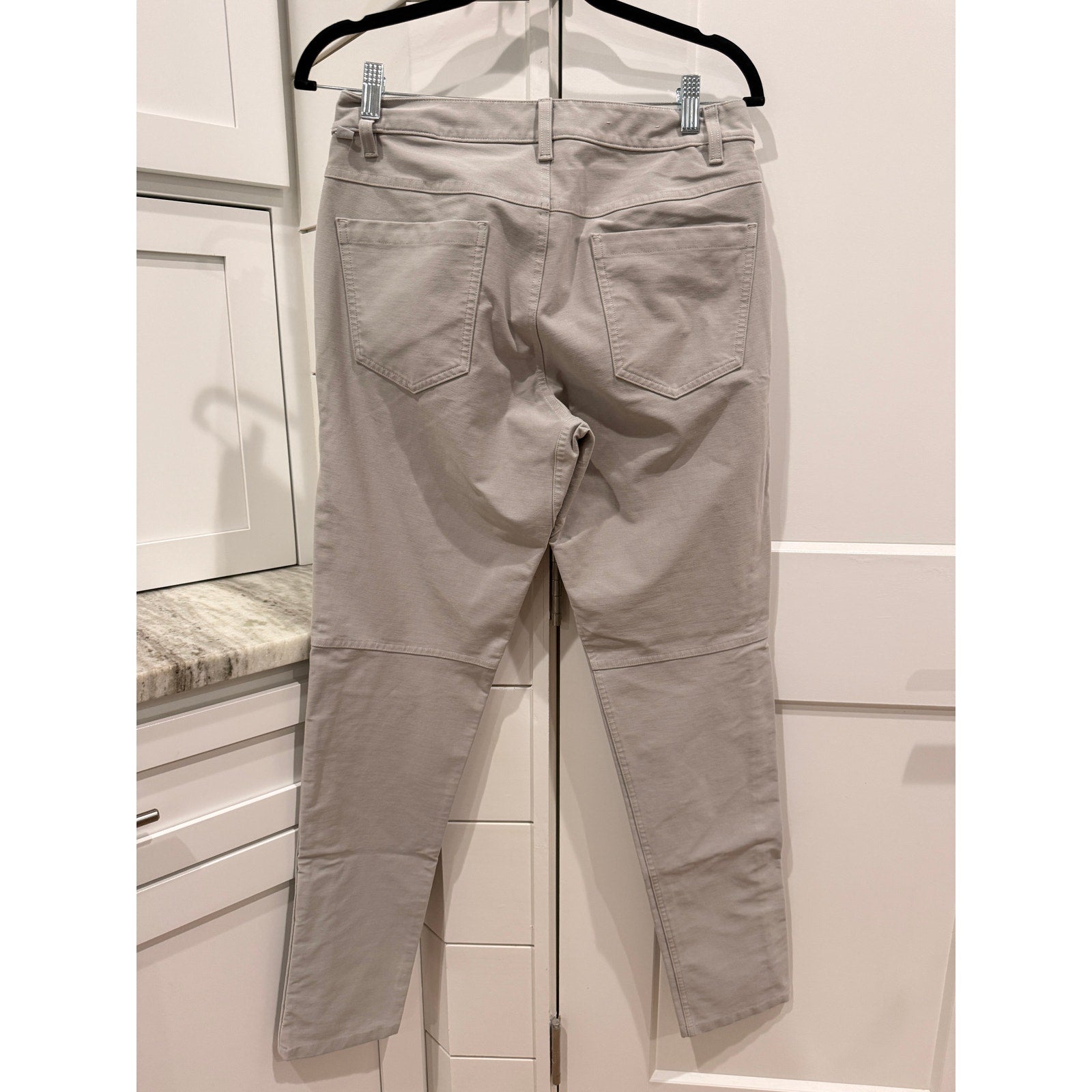 415 - LULULEMON ABC Slim-Fit Pant 32" *Utilitech Seal Grey in Sz 30W