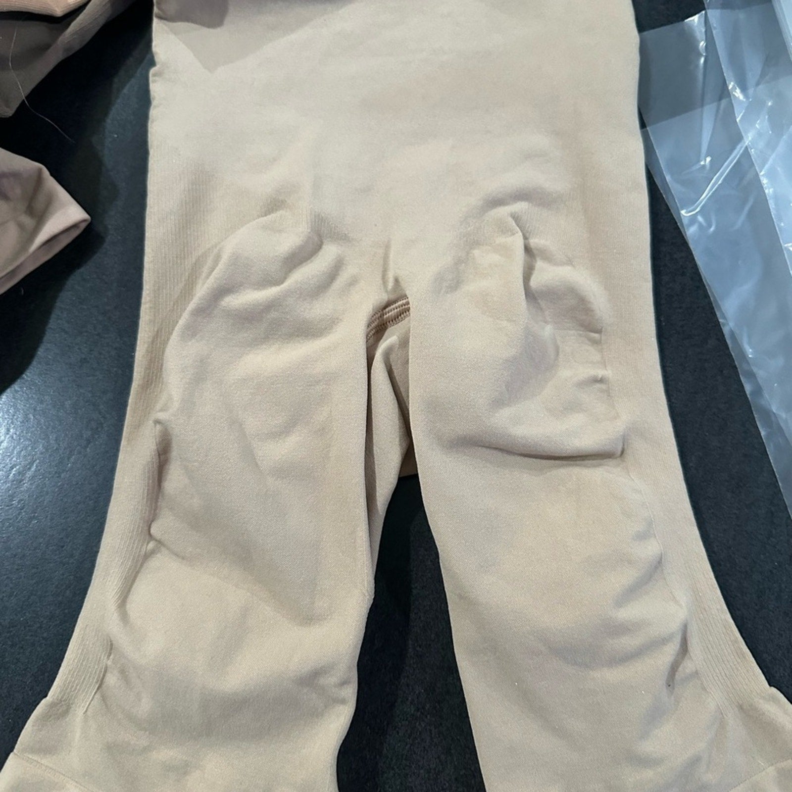 (2277/2442/43) NWOT SKIMS SEAMLESS SCULPT MID THIGH in S/M/L/XL
