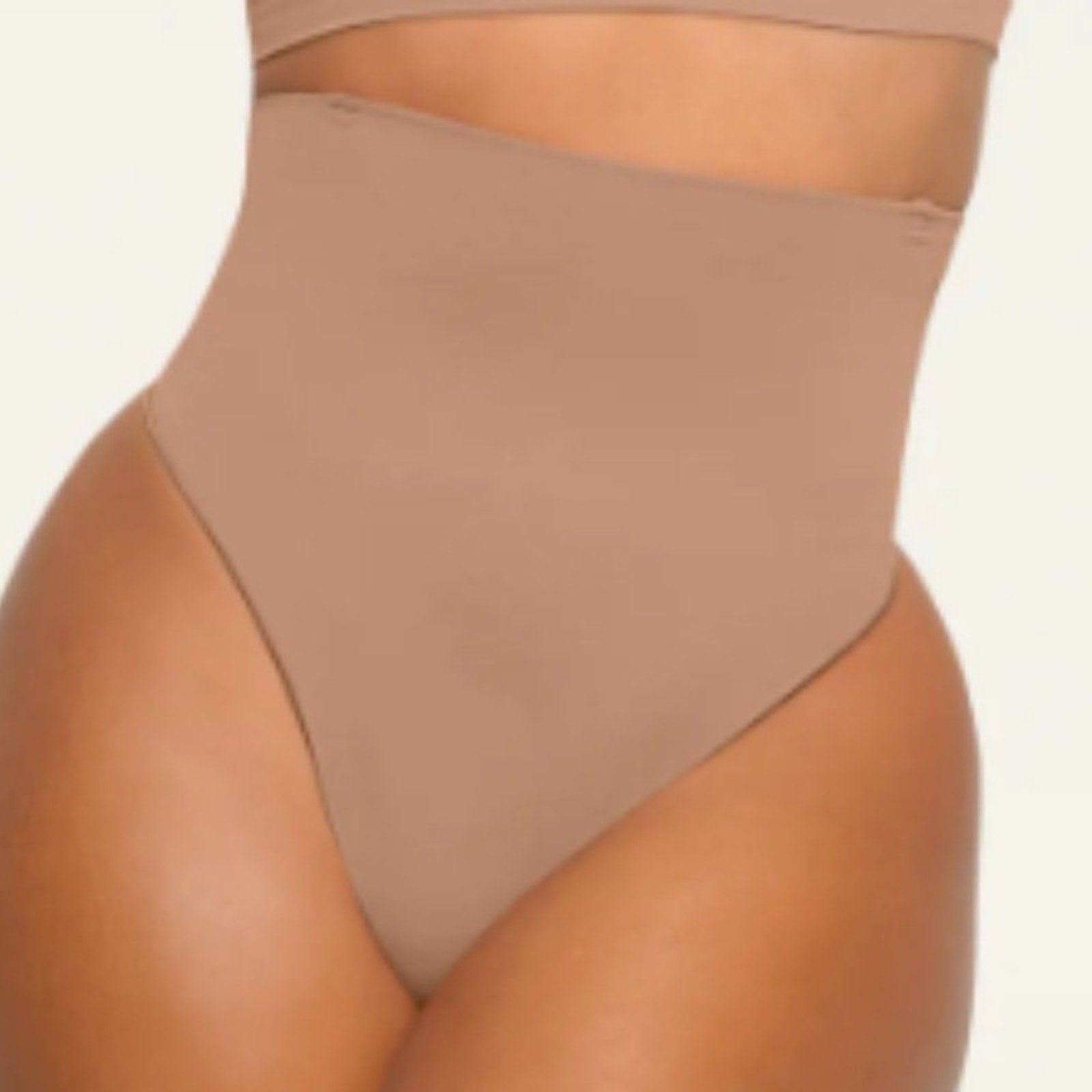 (1188) SKIMS CORE CONTROL HIGH-WAISTED THONG - SIENNA in SMALL