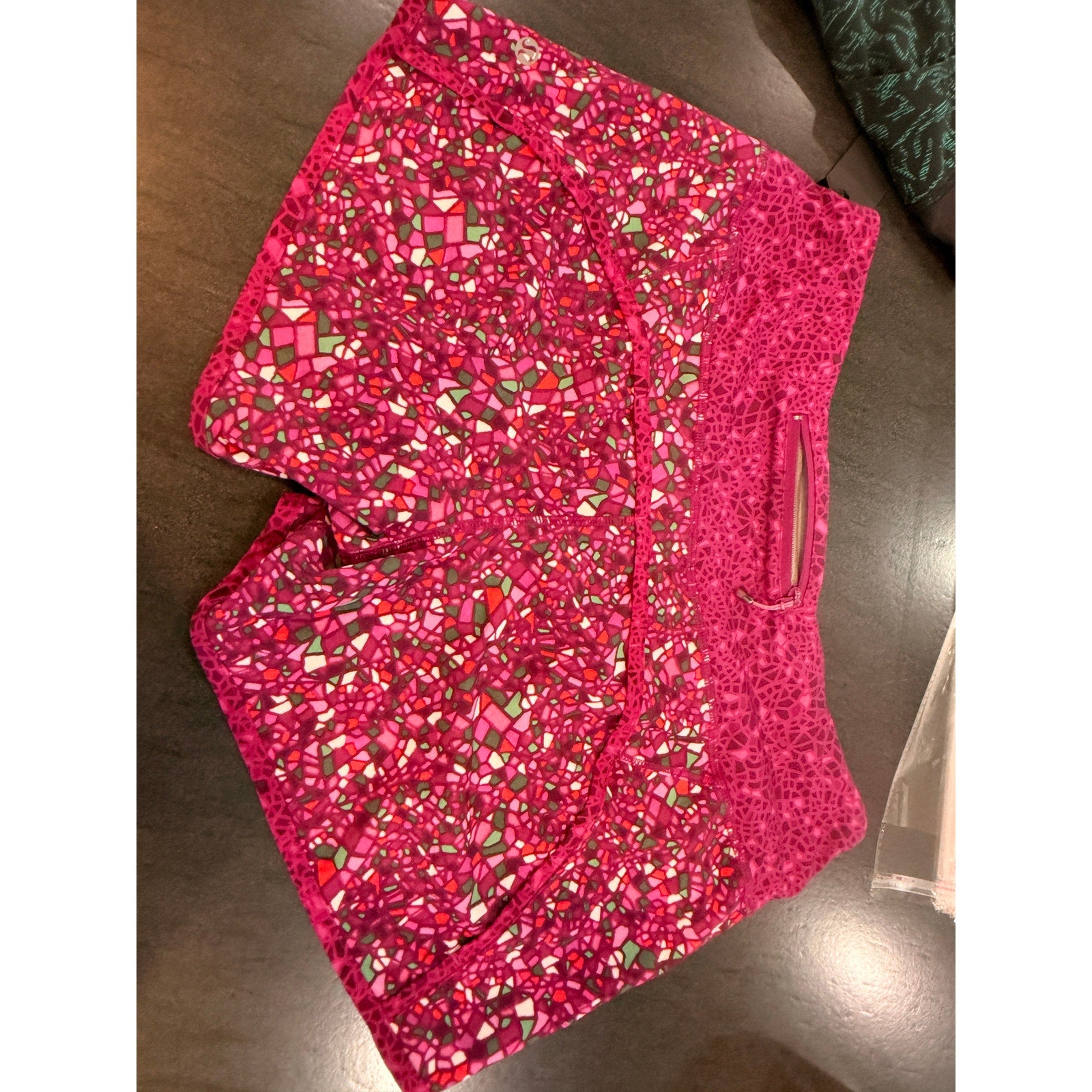 6022 - LULULEMON Run Times Short Paradise Camo