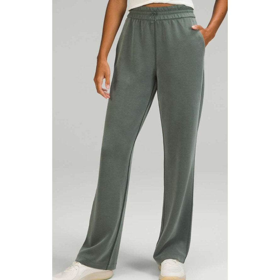 6803 Lululemon Softstreme High-Rise CROP Pant in Smoked Spruce Sz 6 *LOVED