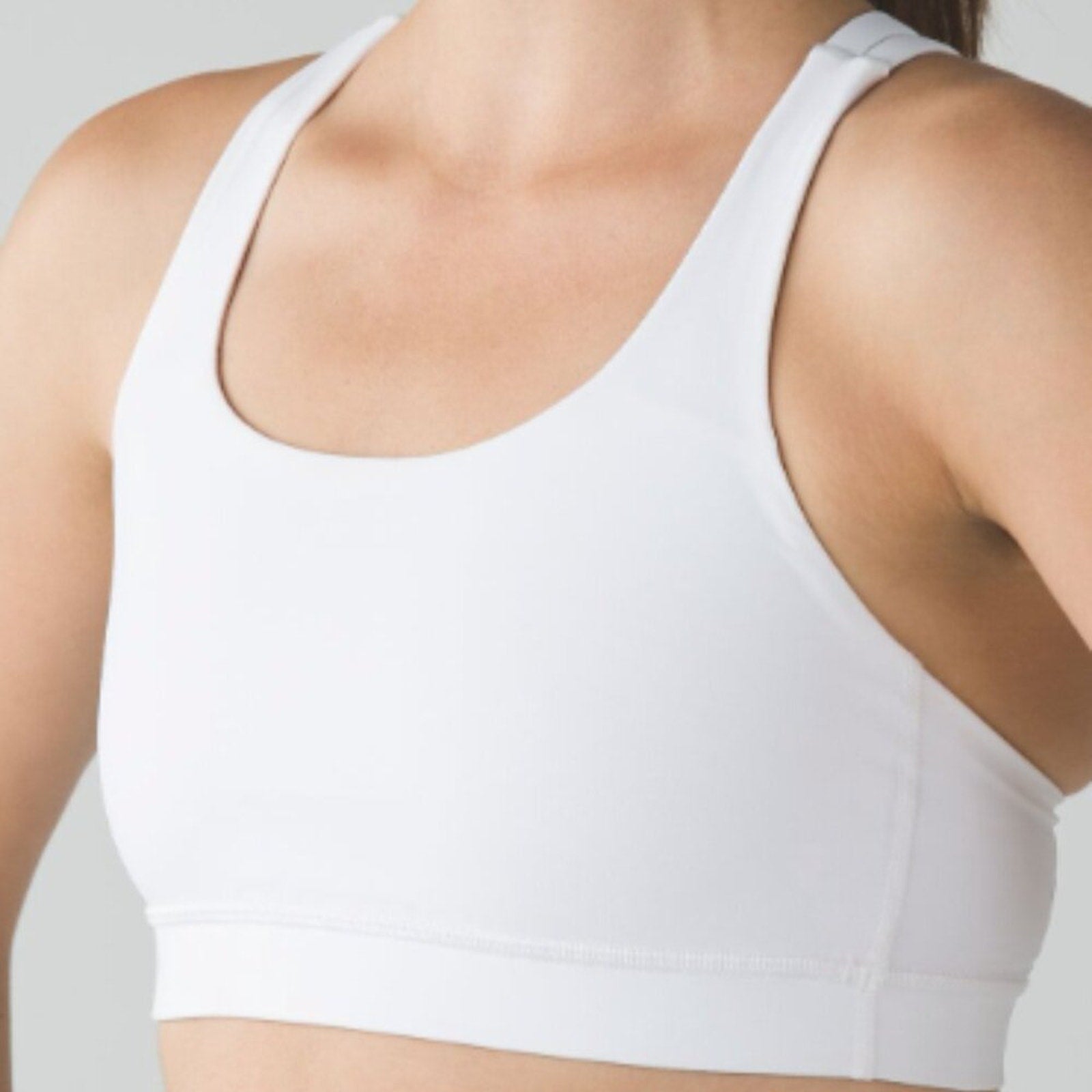 4 - LULULEMON Soul Hamptons Energy Bra in WHT SZ 4