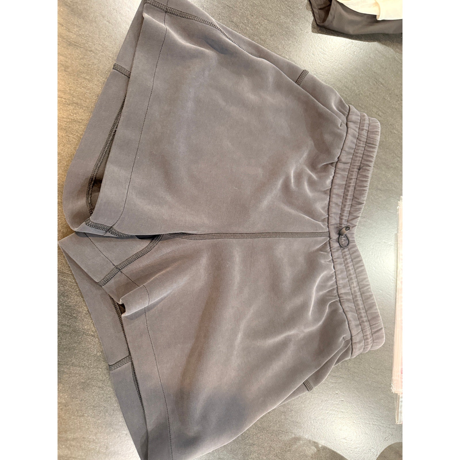 6760 - Lululemon Softstreme High-Rise Short 4" Black Sz 6