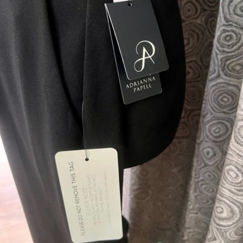 🆕  NWT ADRIANNA PAPELL Faux Pearl-Collar Black Jumpsuit Size 8