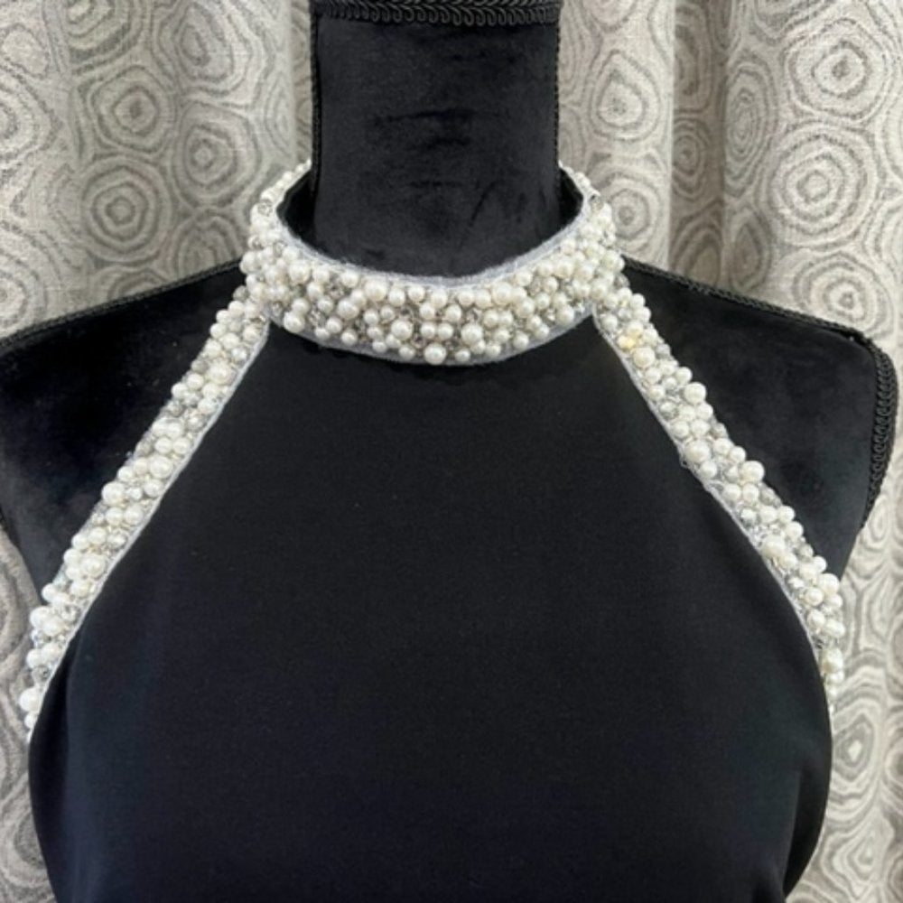 🆕  NWT ADRIANNA PAPELL Faux Pearl-Collar Black Jumpsuit Size 8