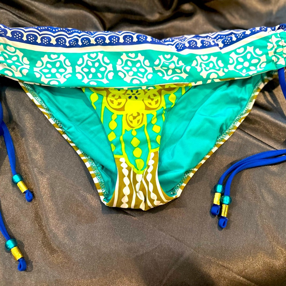 Size 6 TRINA TURK Seychelles bikini bottoms