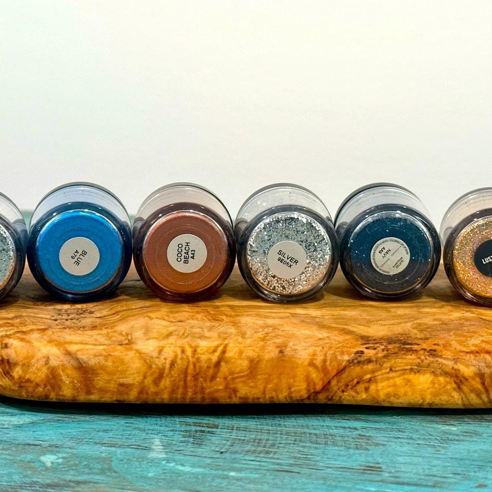 MAC GLITTER ***RARE*** colors are retired