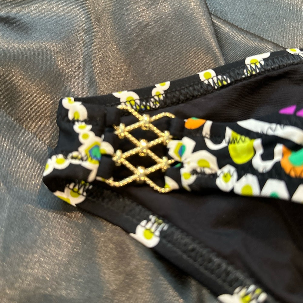 TRINA TURK BIKINI BOTTOMS SZ 8